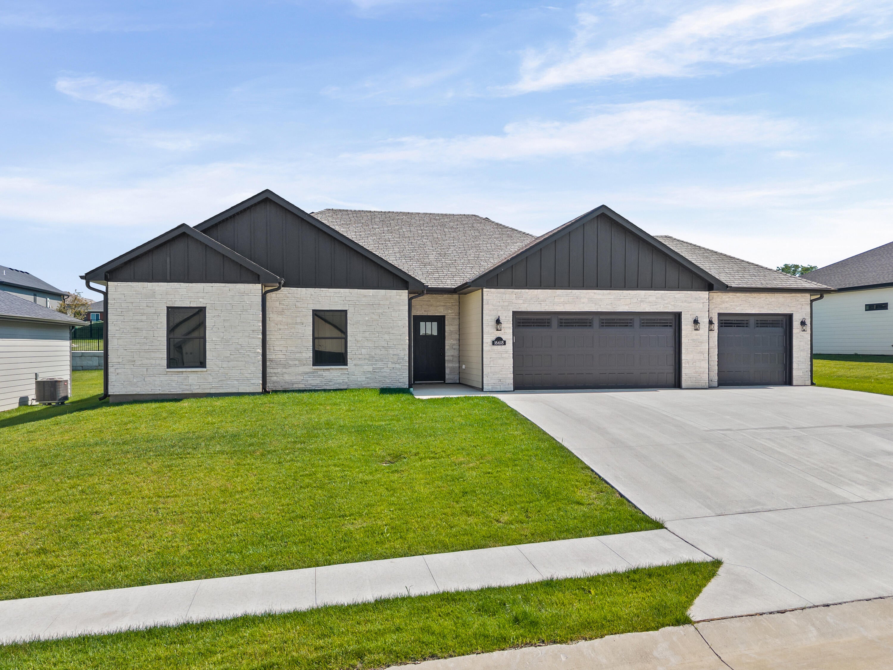 16618 Klinton Dr — photo