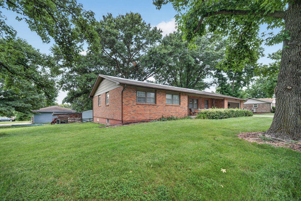 2312 Blue Ridge Rd, Columbia, MO 65202 — photo 2