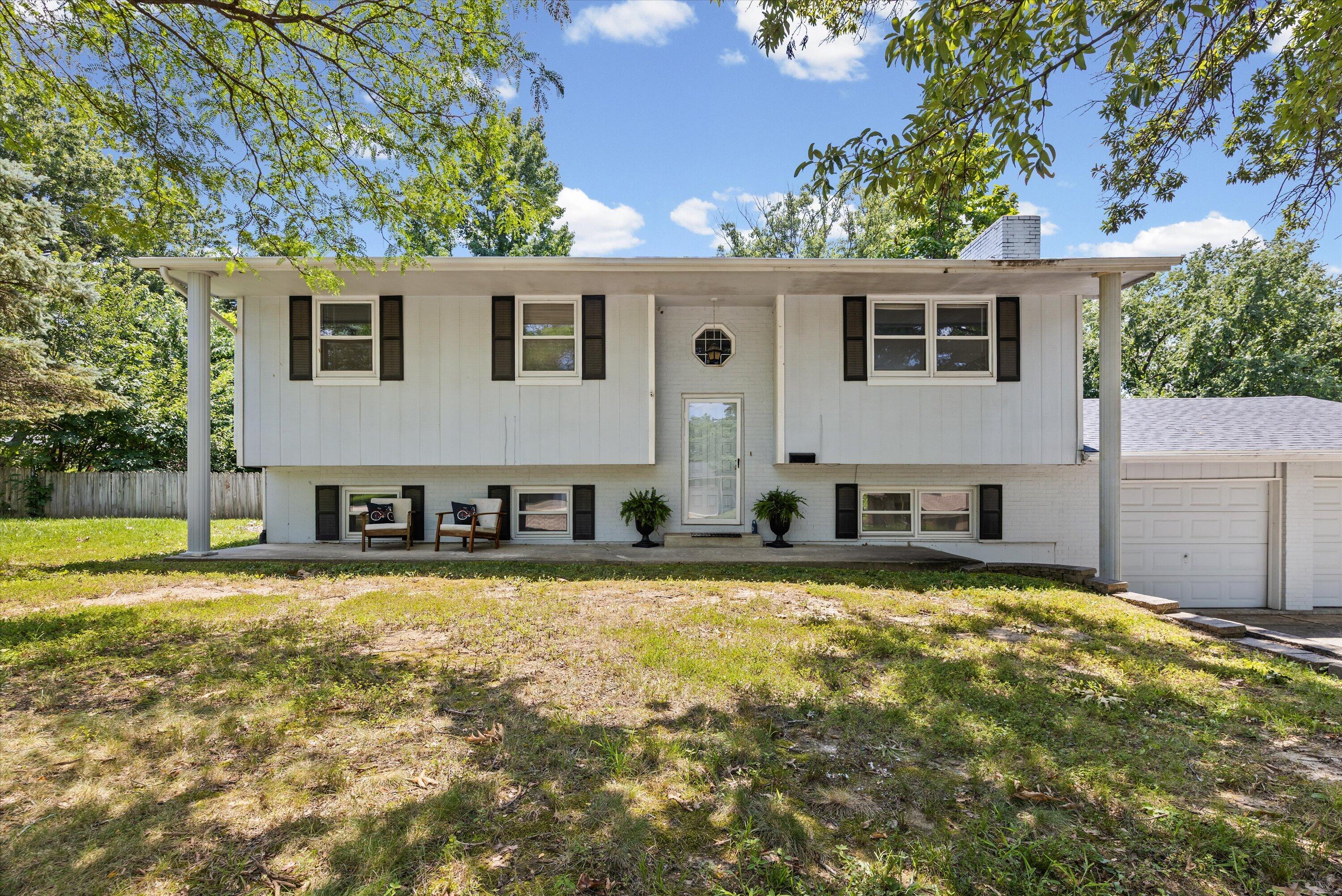 1610 Blue Ridge Rd — photo