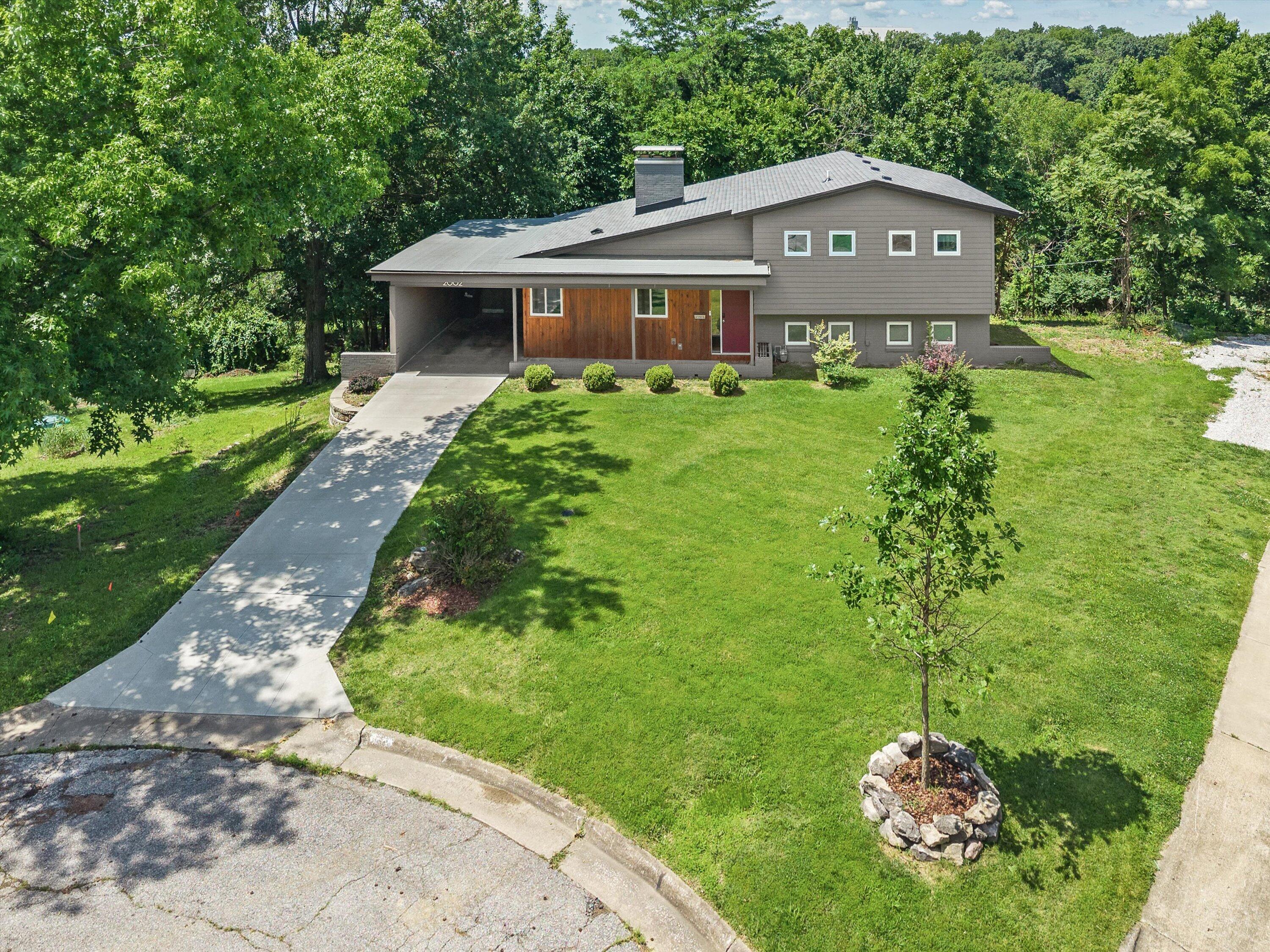 2002 Valleyview Rd, Columbia, MO 65201 — photo 3