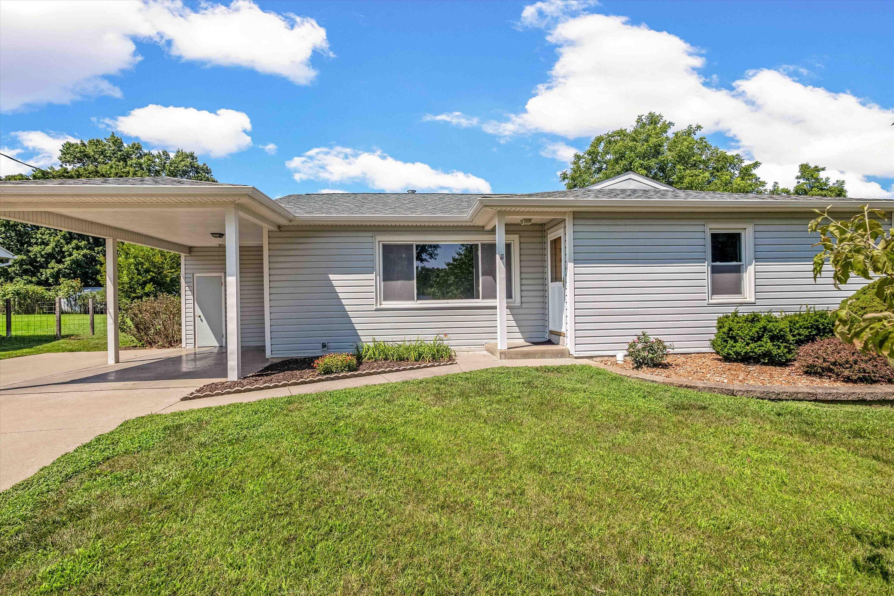 18 Crestview Dr — photo