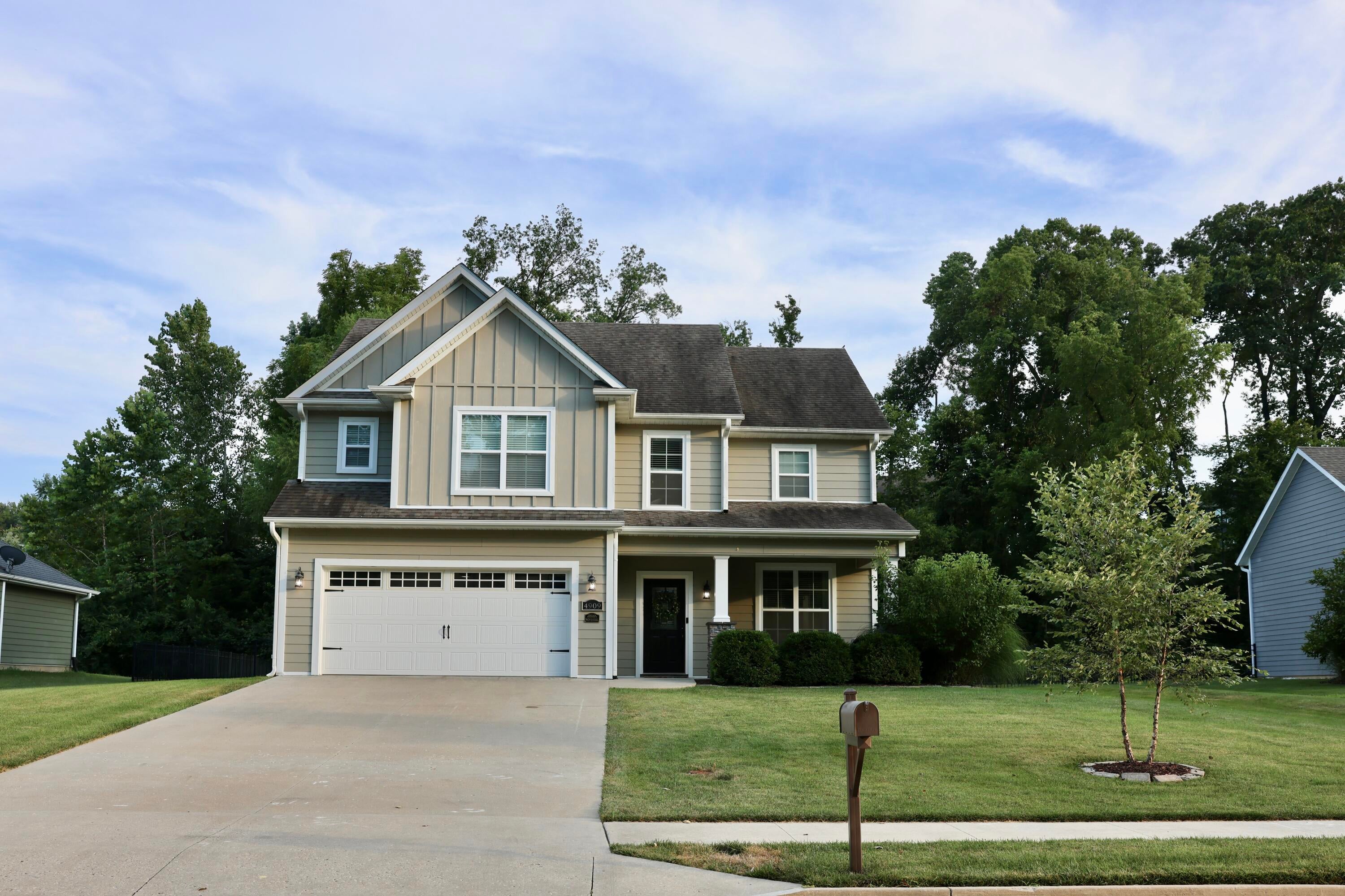 4909 Forsythia Falls Lp — photo