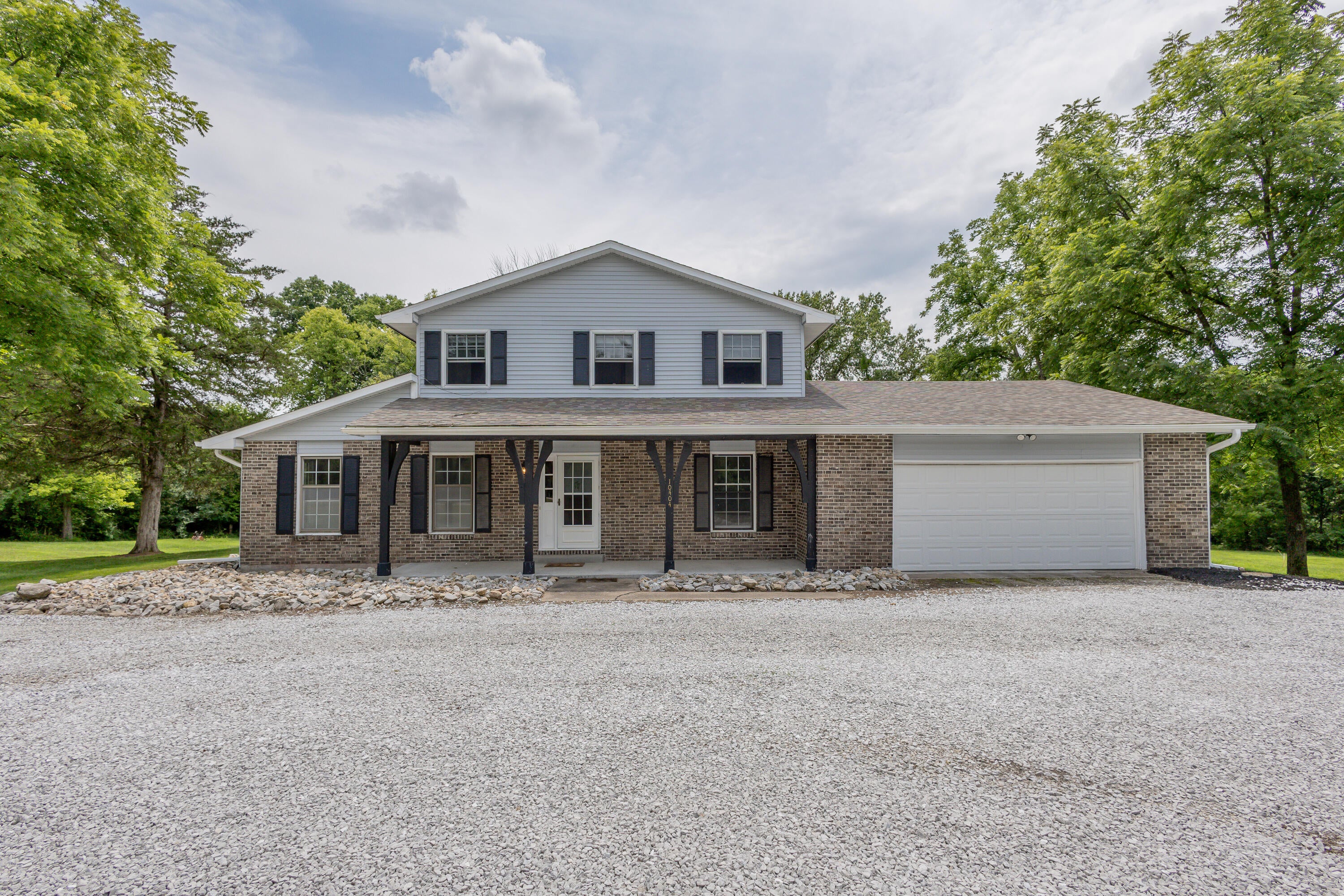 10404 W Kings Ln — photo