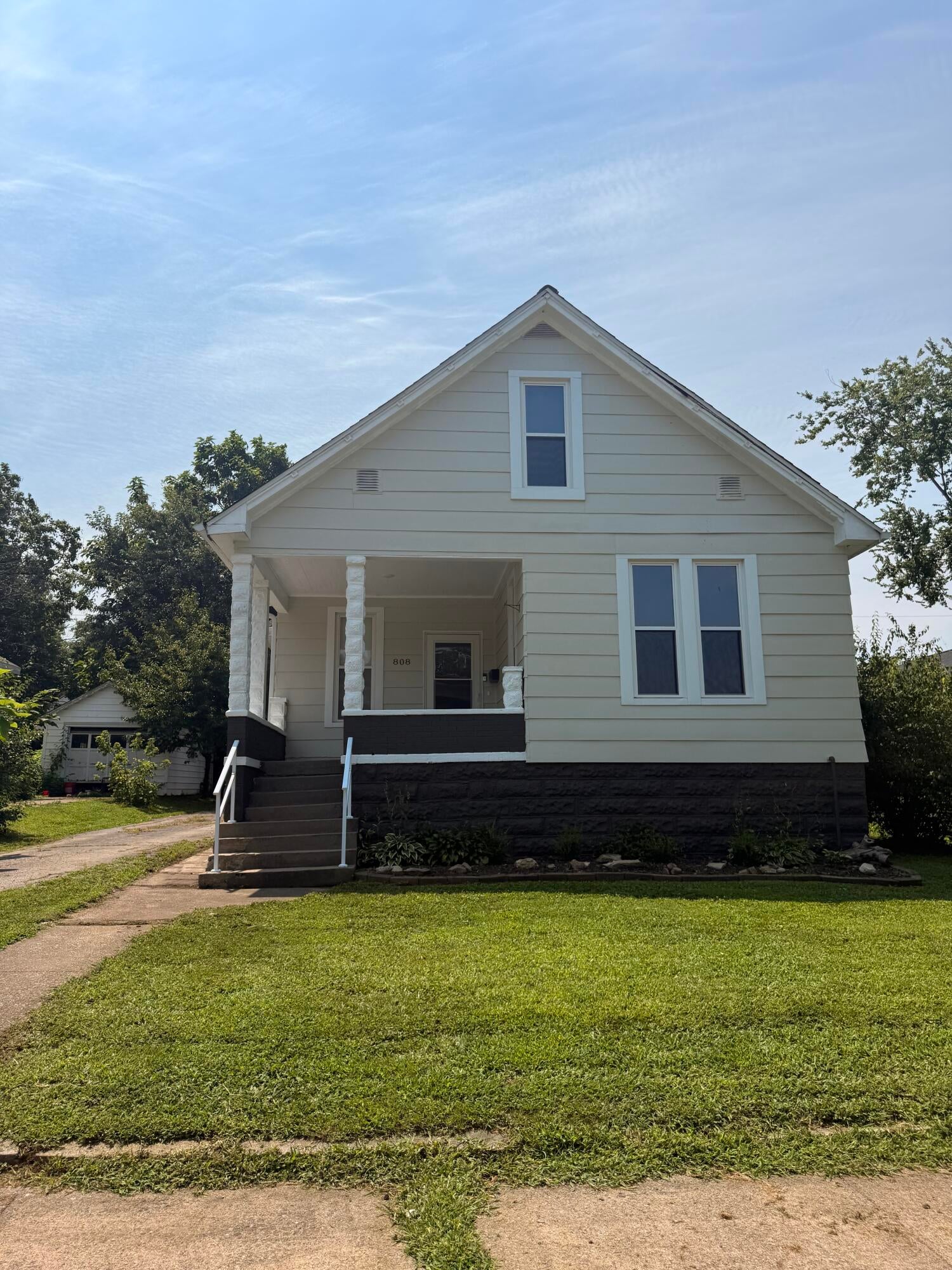 808 W Reed St — photo