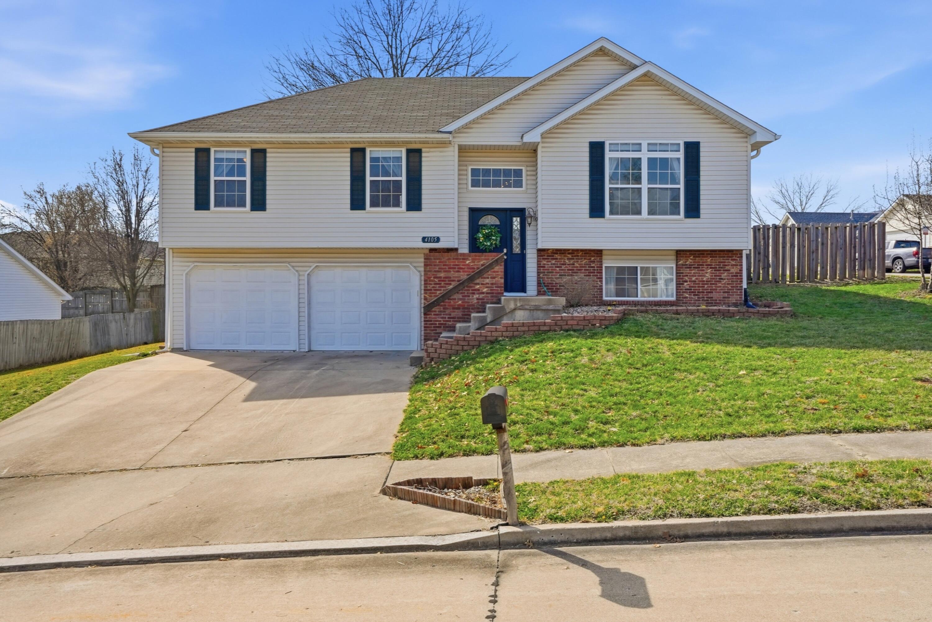 4105 Savannah Ct — photo