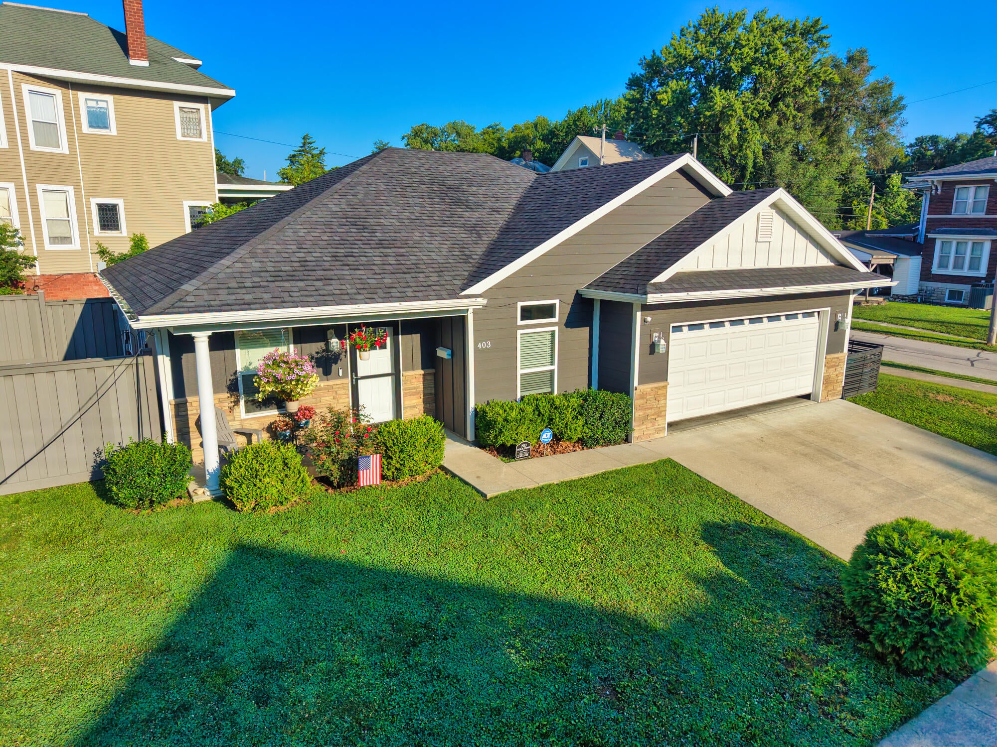 403 EPPERSON, MOBERLY, MO 65270 — photo 3