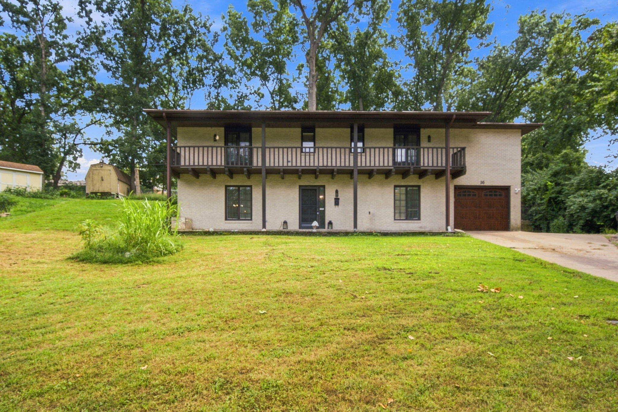 16 Gipson Ct — photo