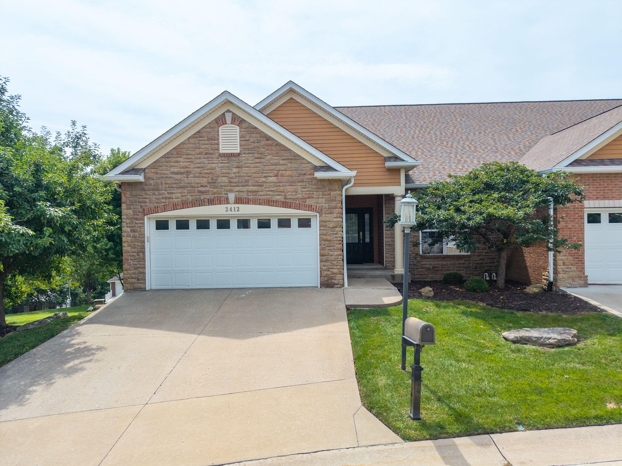 2412 Boulder Springs Dr — photo