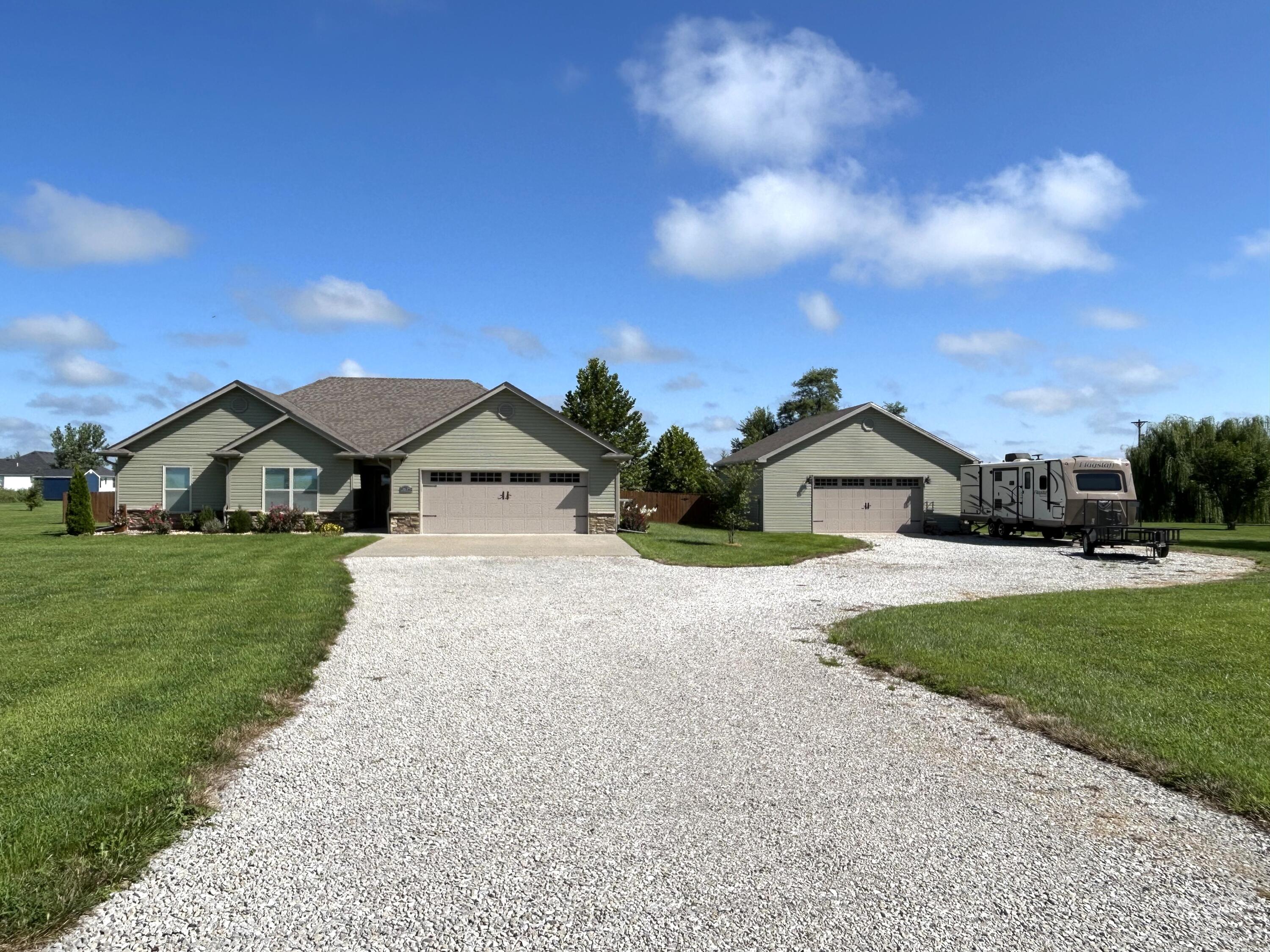 2675 E Highway CC — photo