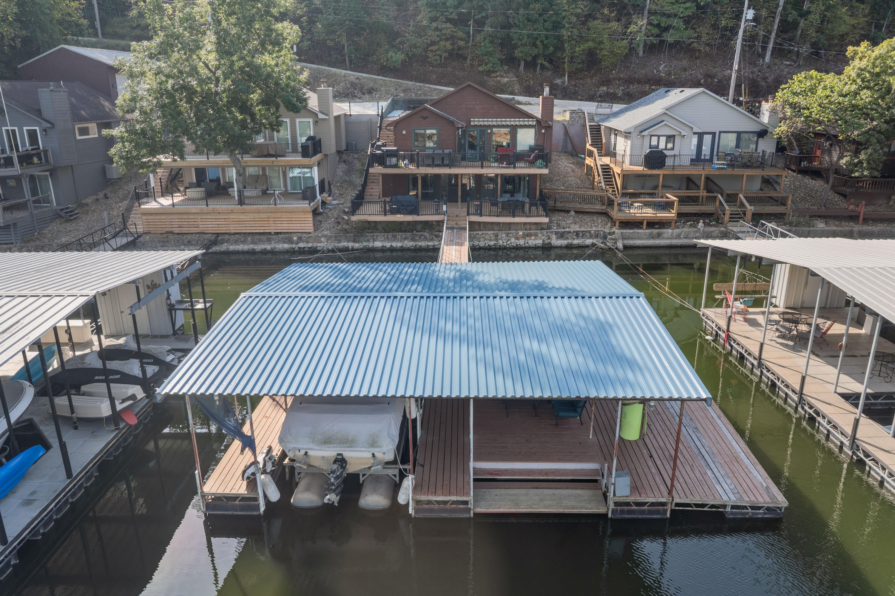 65 Westbrook Dr — photo