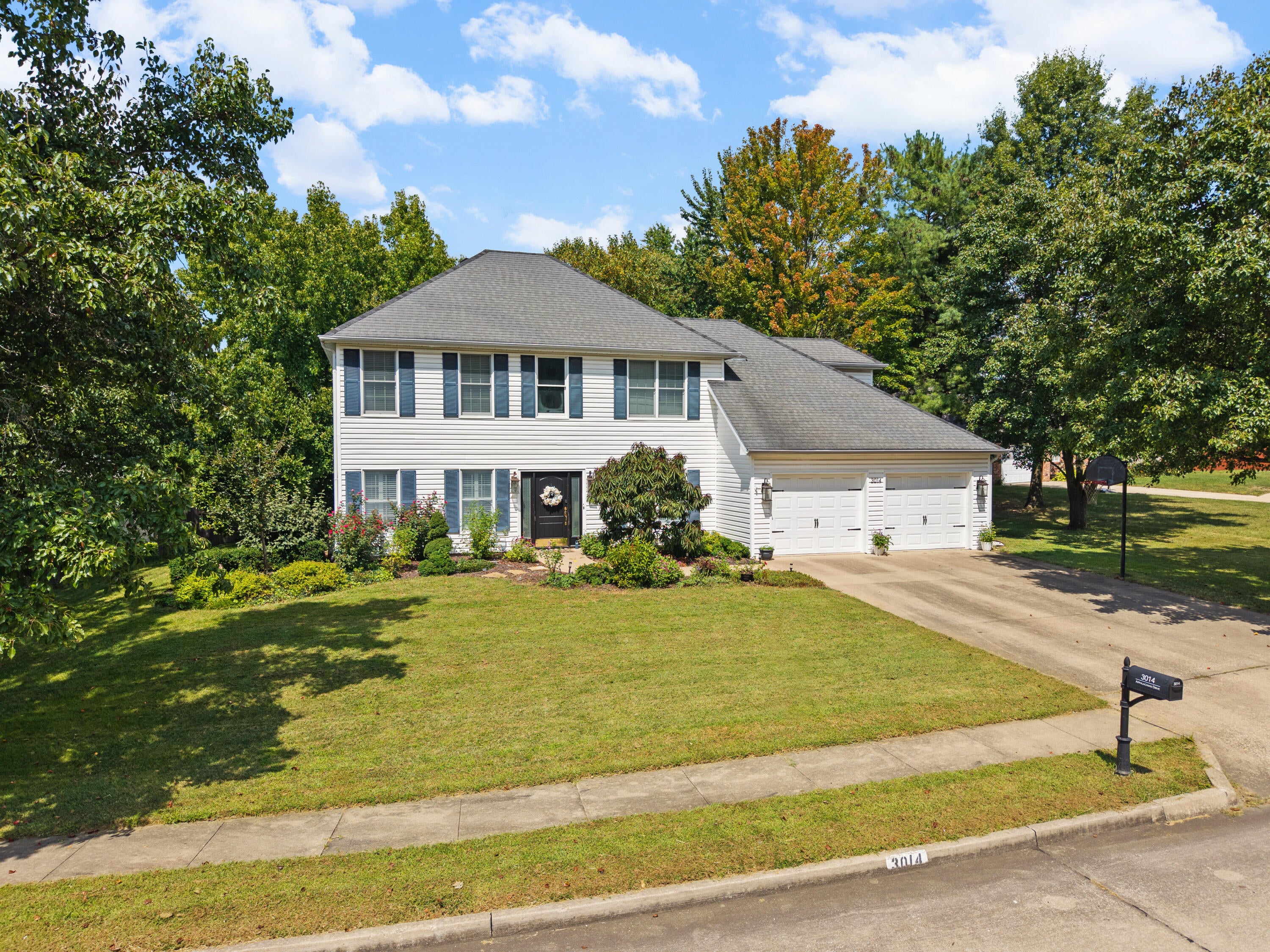 3014 Appalachian Dr — photo