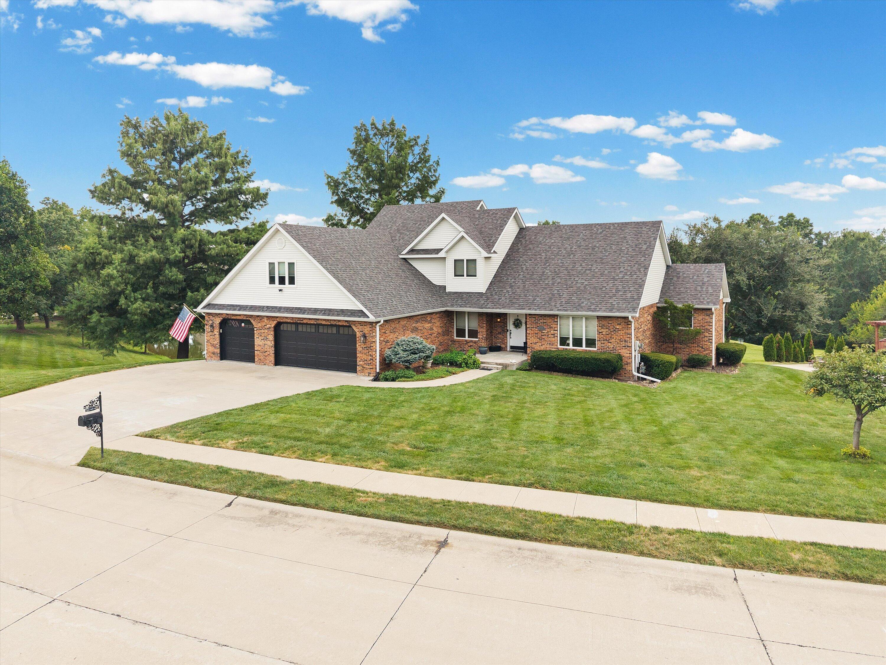 2416 Kays Pointe Dr — photo