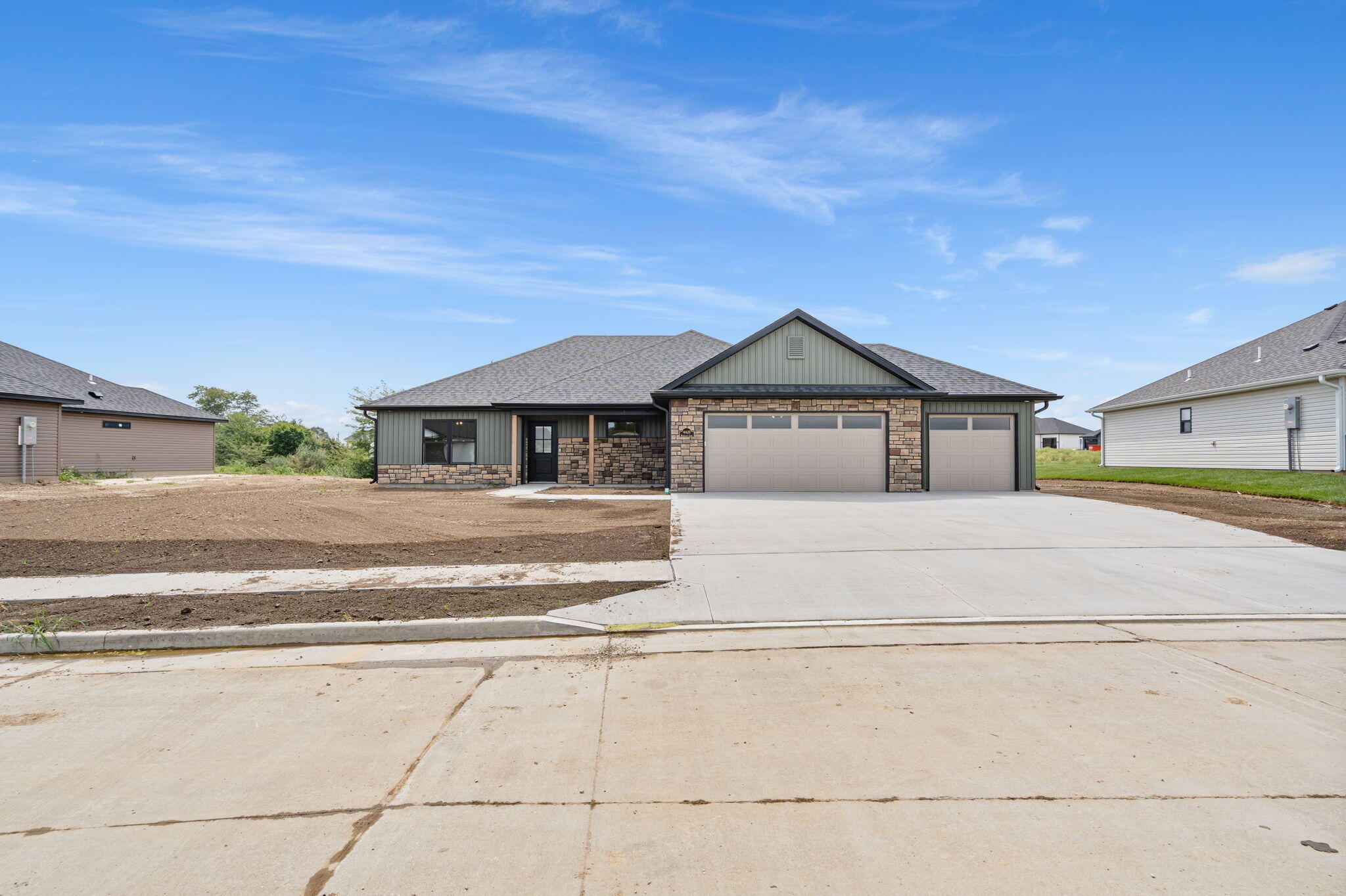 4420 Rebellion Ln — photo