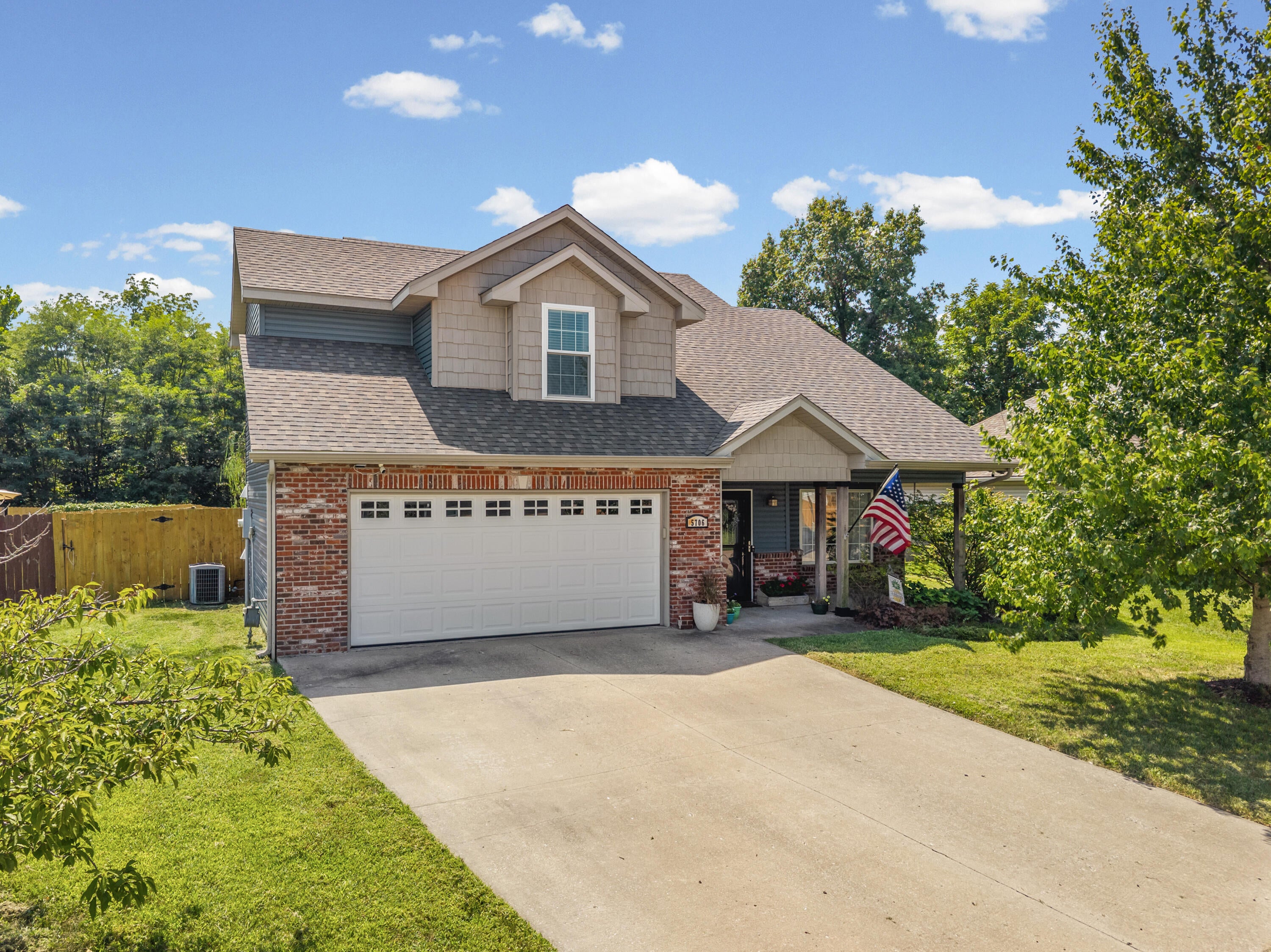 5706 Murfreesboro Dr — photo