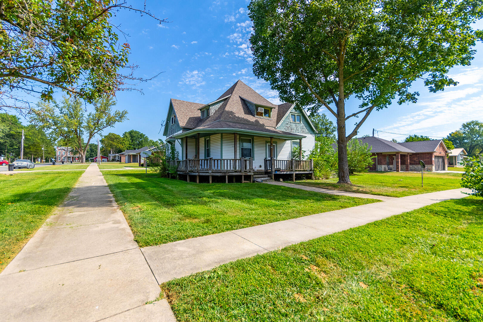 103 E Stone St, Sturgeon, MO 65284 — photo 2