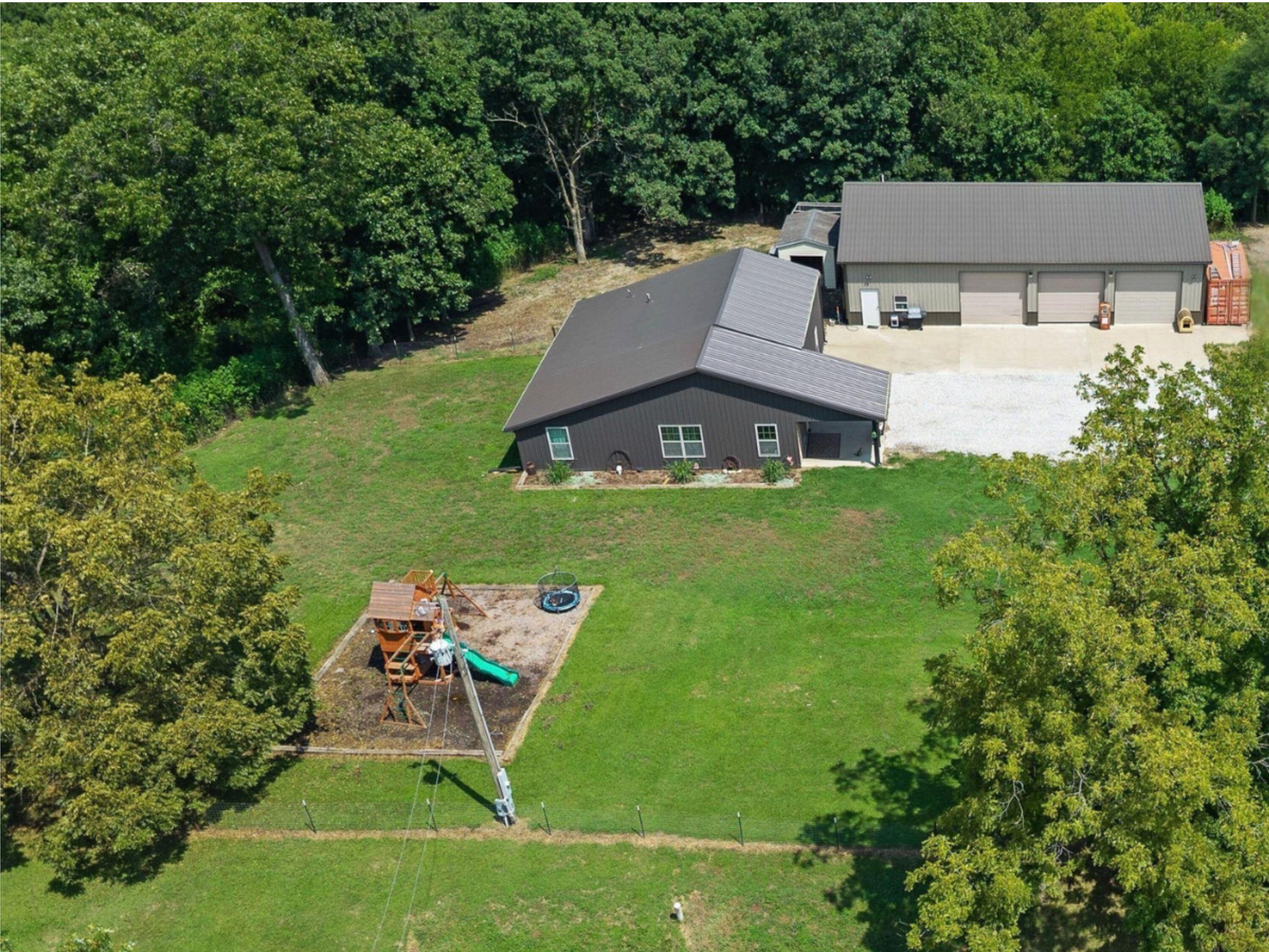 4951 W Wolfe Rd — photo