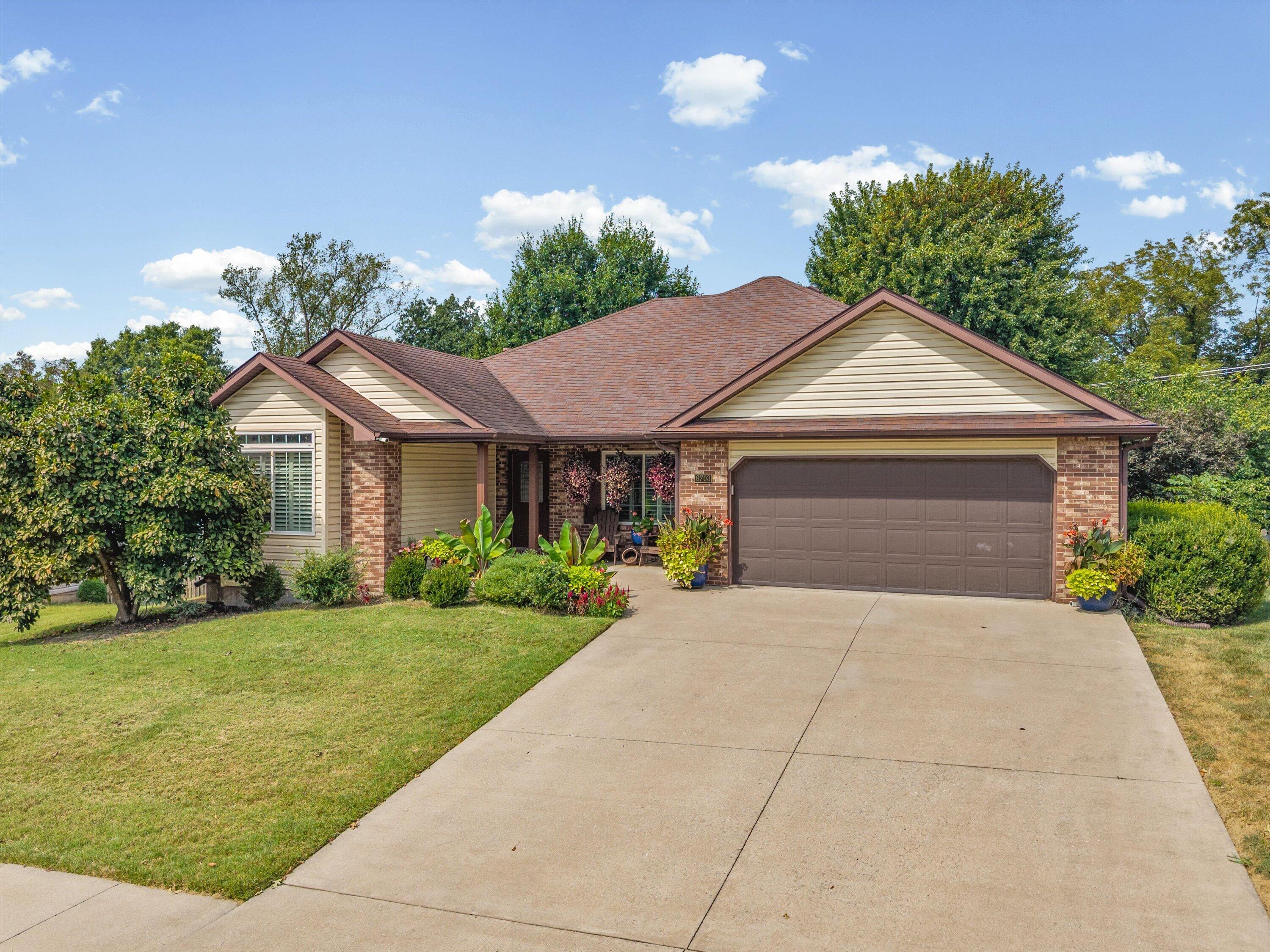 6703 Madison Creek Dr — photo
