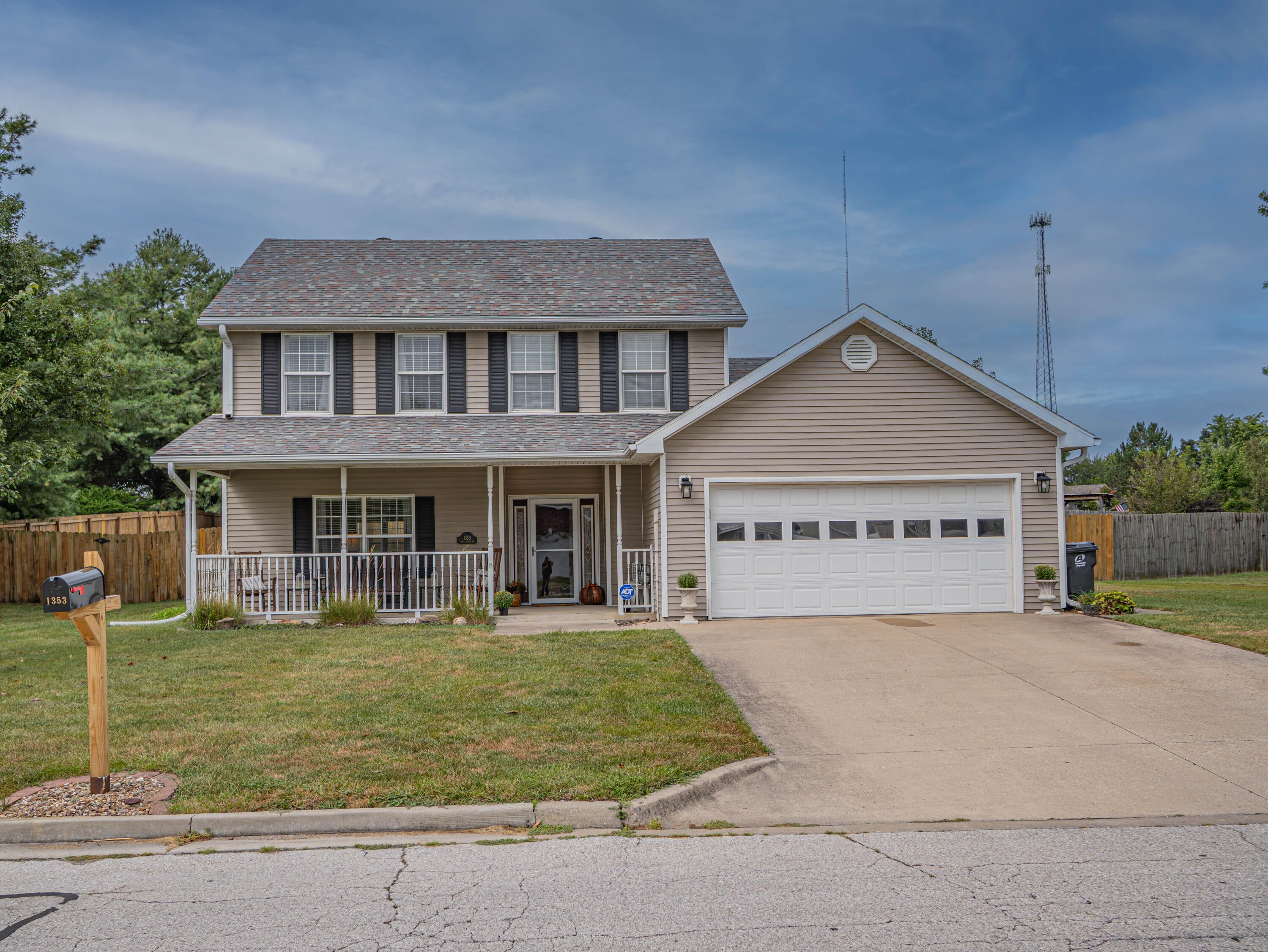 1353 Quail Haven Dr — photo
