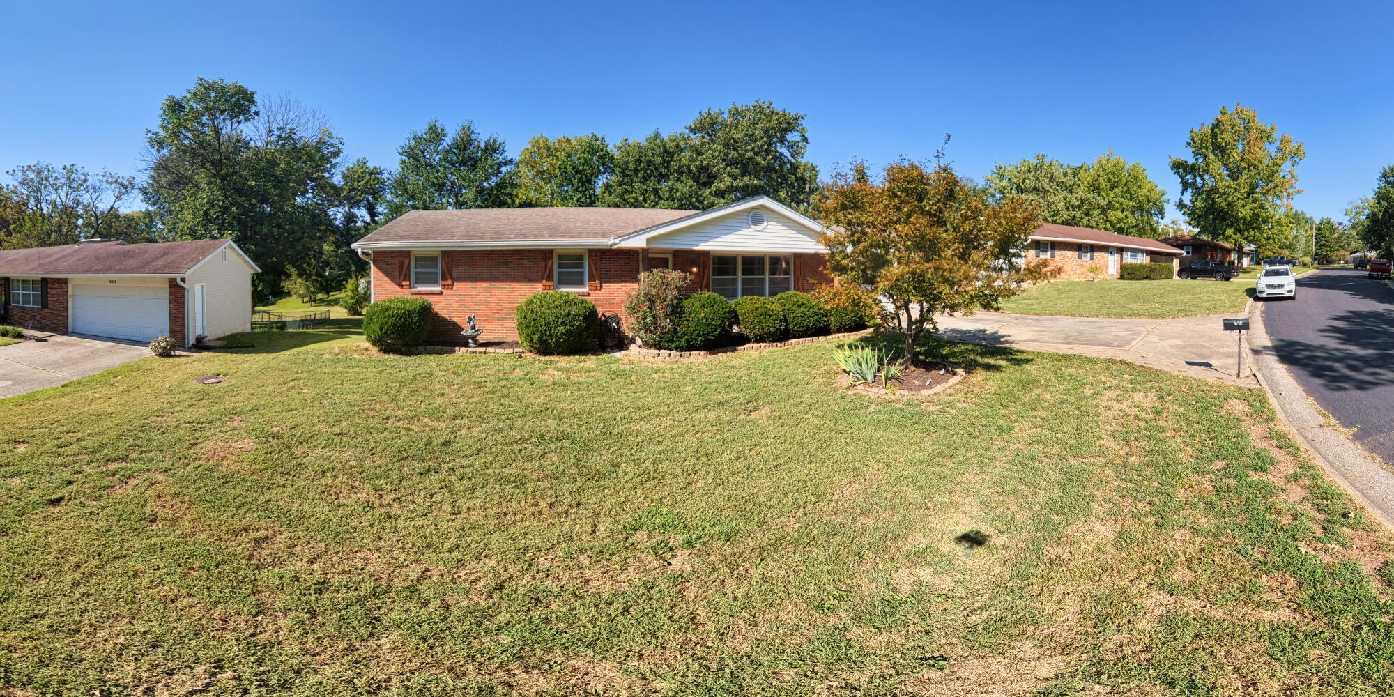 2509 Lilac Dr — photo