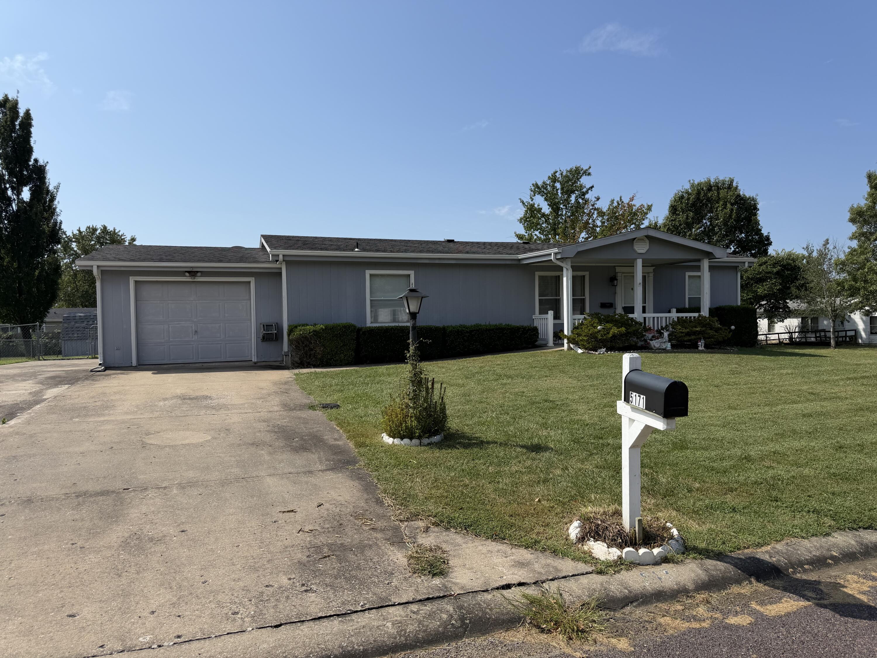 5171 N Burning Bush Rd — photo