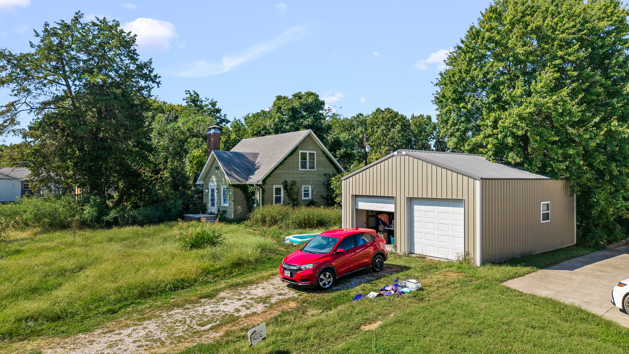 1418 S Summit Dr — photo