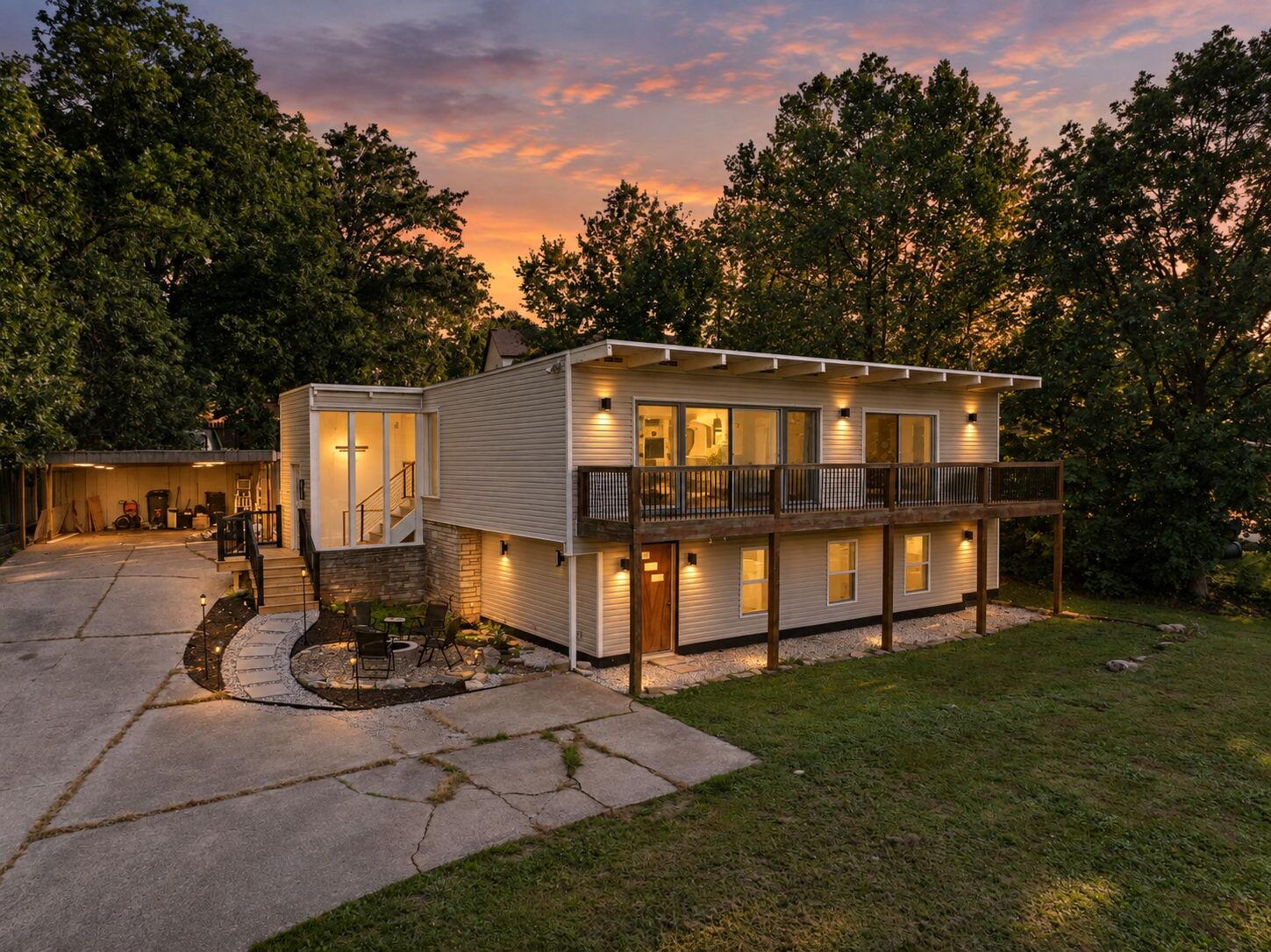 2016 Lovejoy Ln — photo