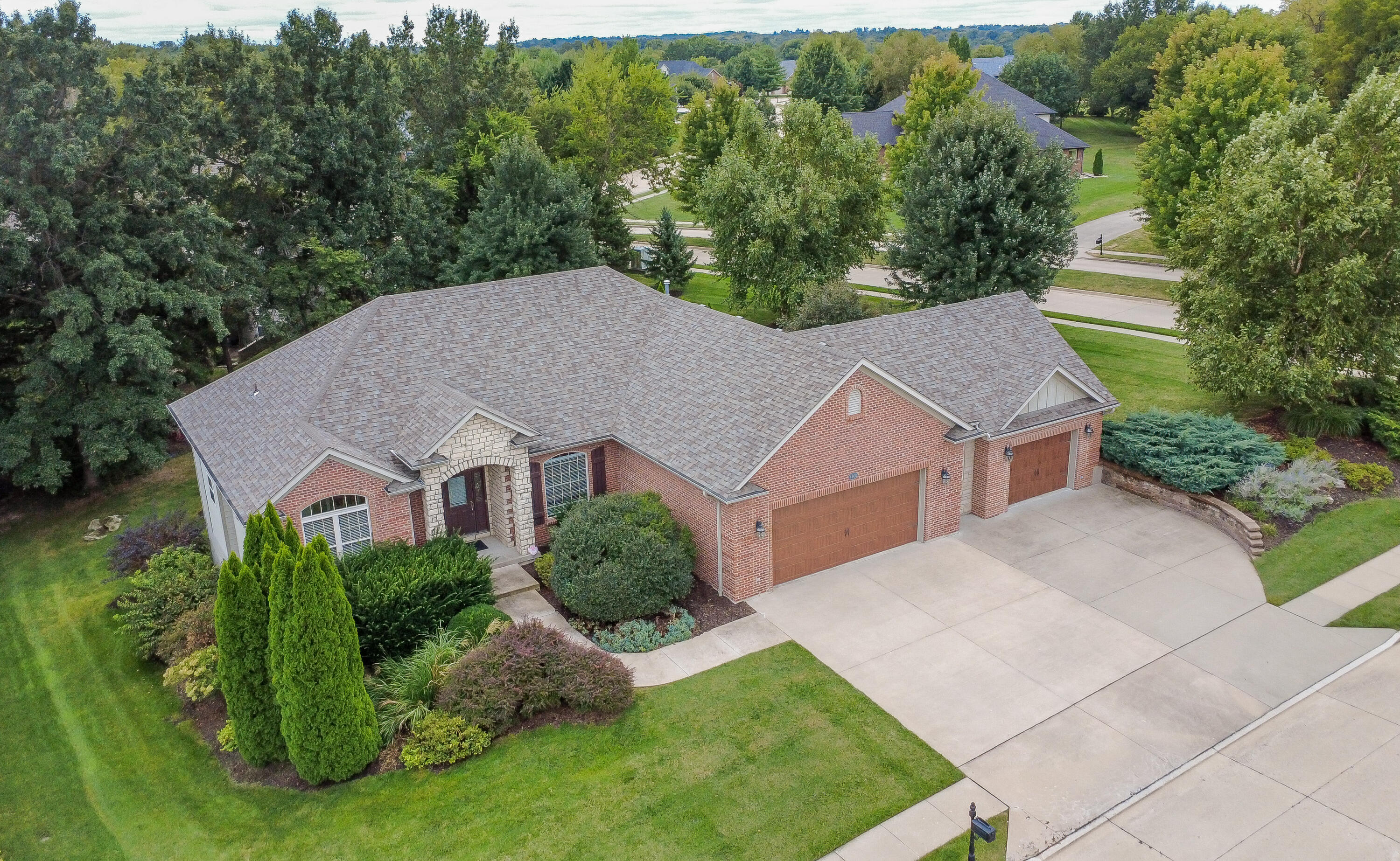 4806 Cody Ct — photo