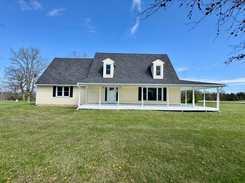 18350 Missouri 124 — photo