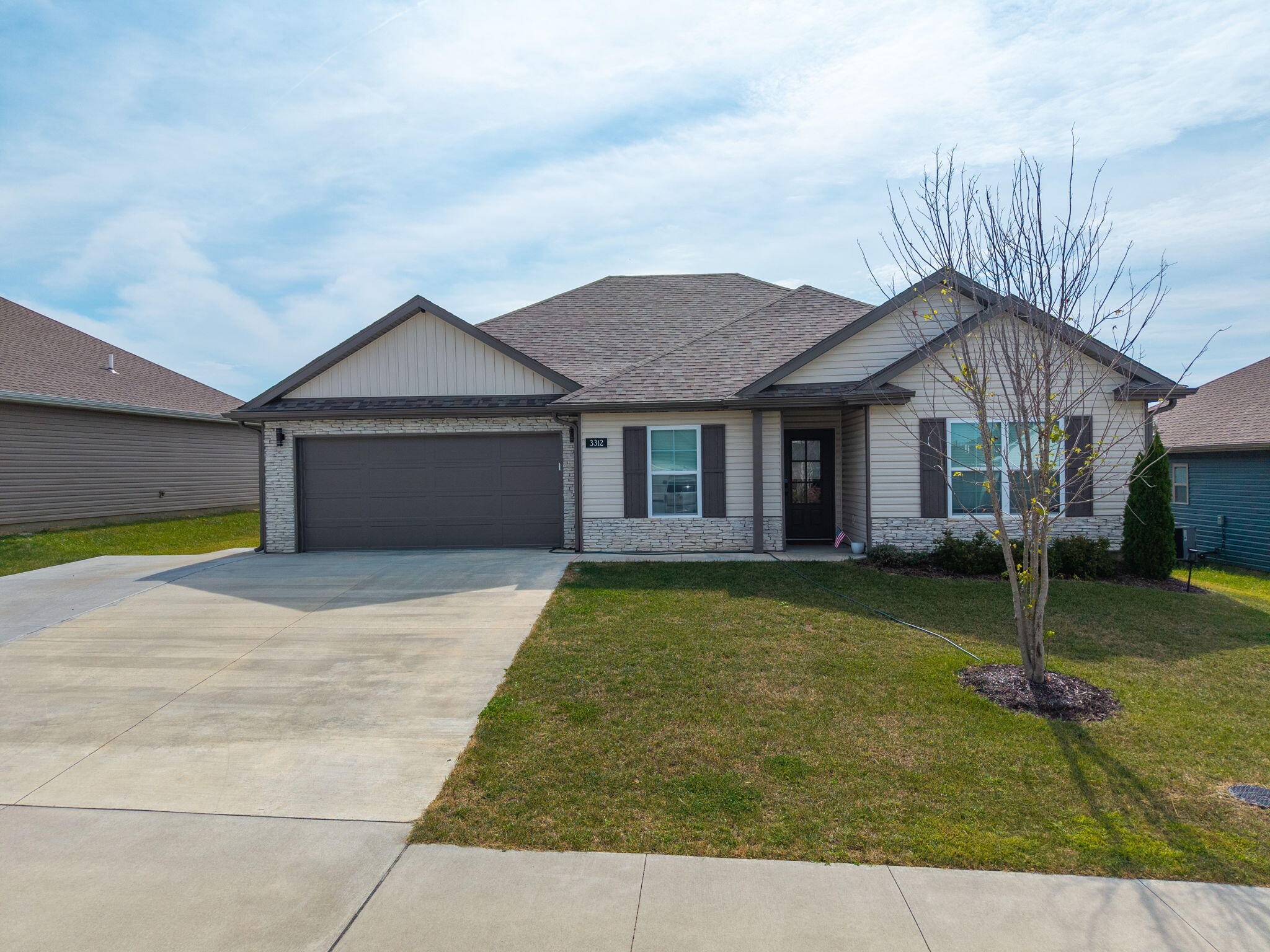 3312 Naples Dr — photo