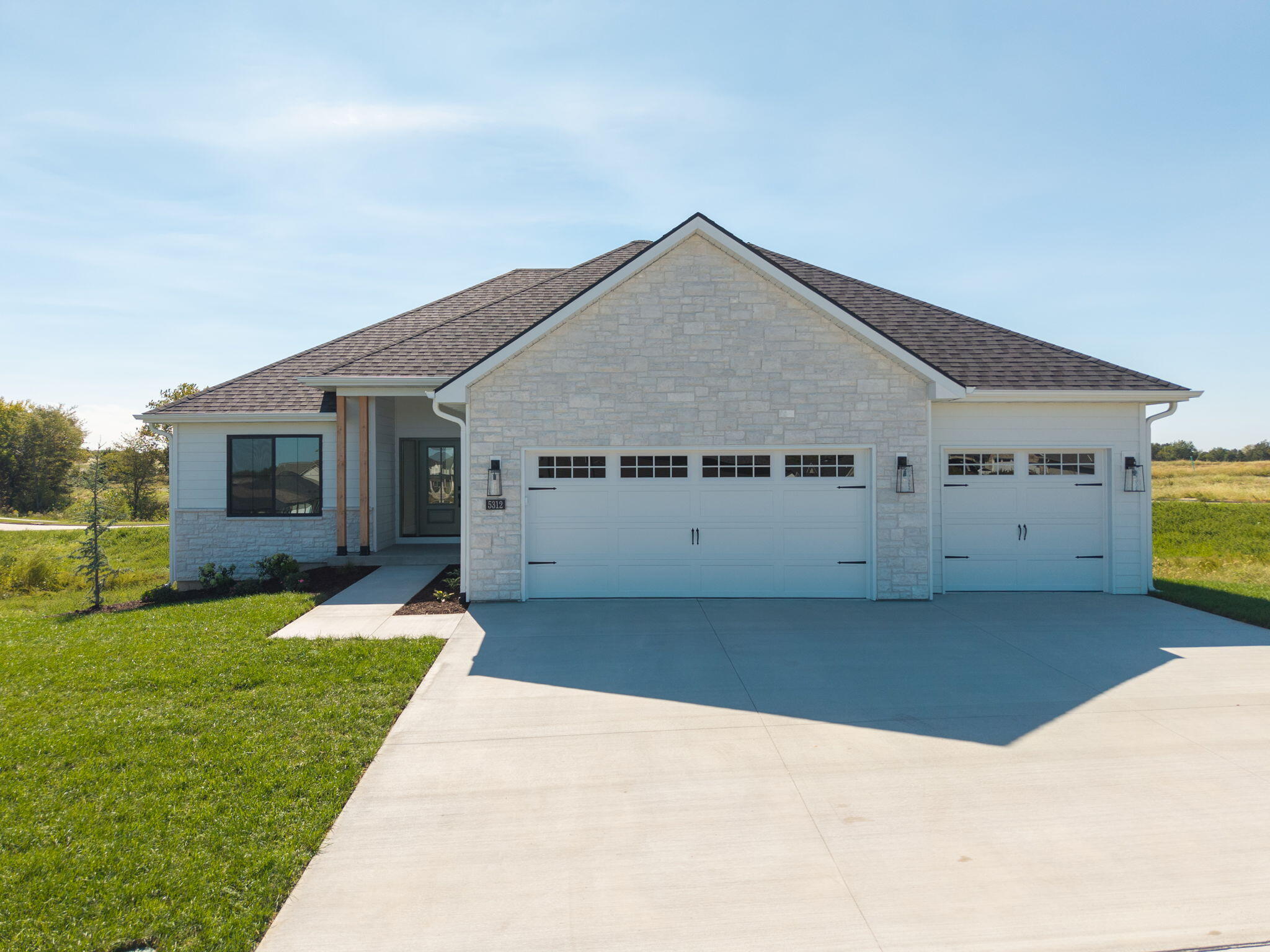 5312 Whisper Dr — photo