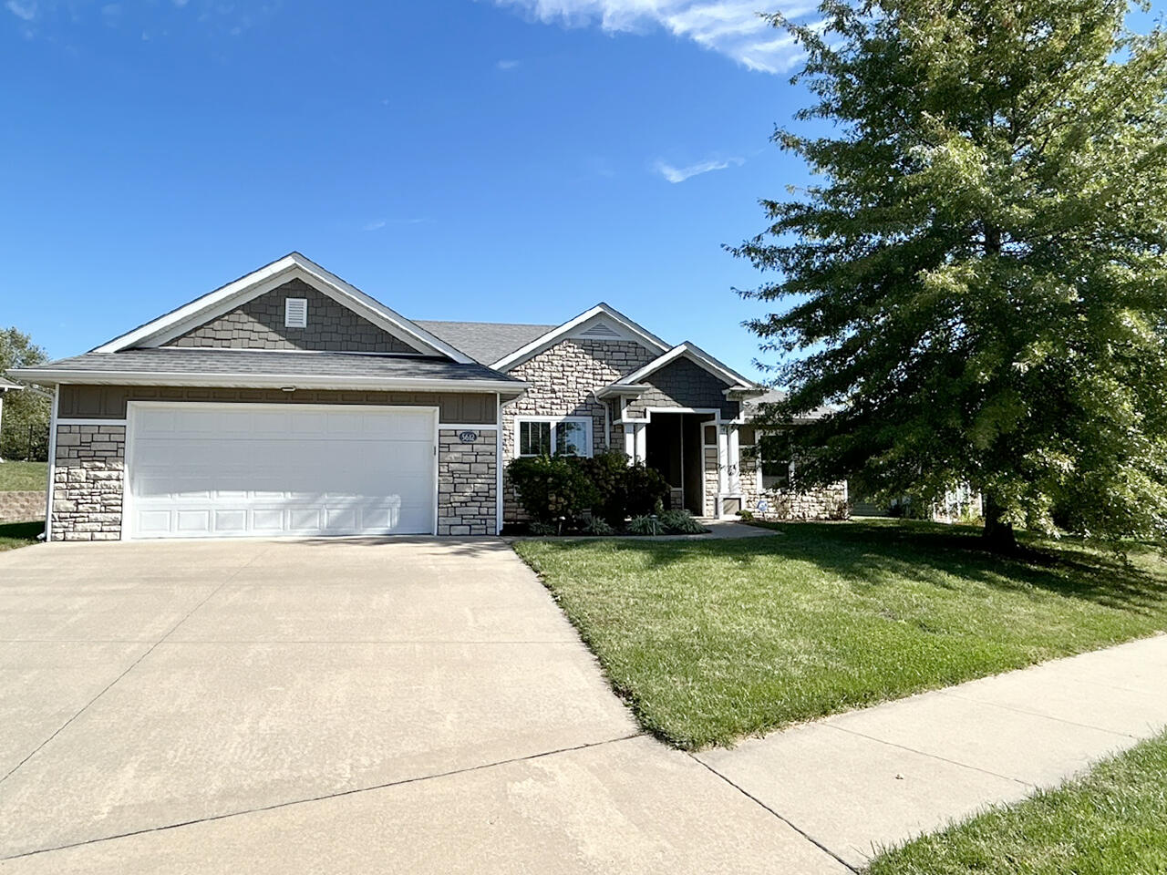 5612 Dunmeyer Ct — photo