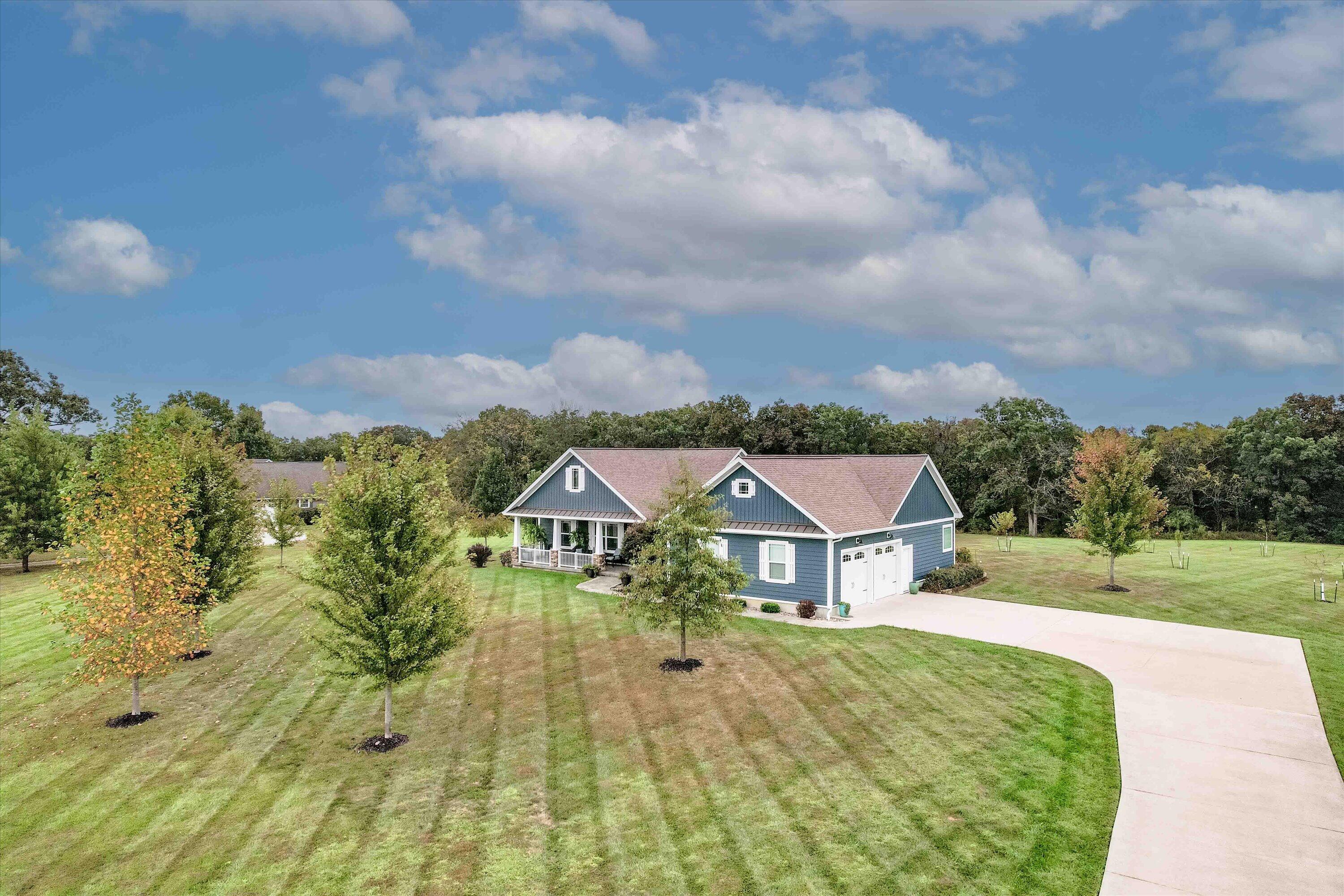 5712 Spring Meadow Dr — photo