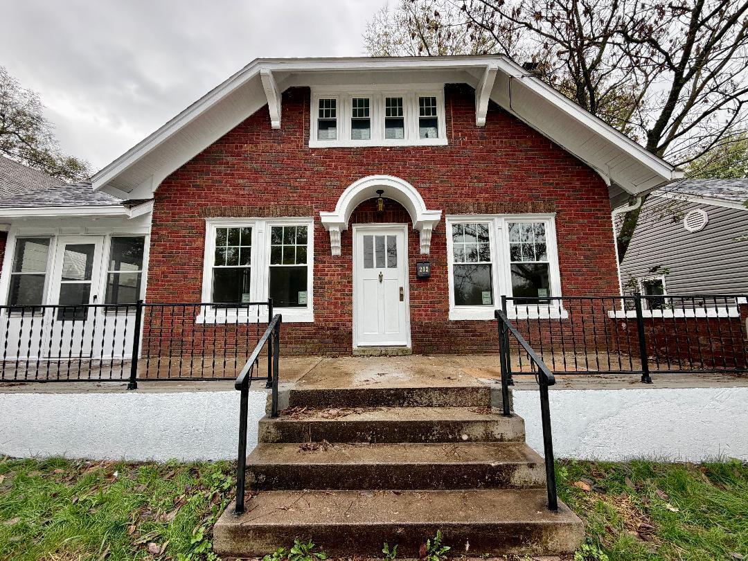 212 E Ashley Rd — photo
