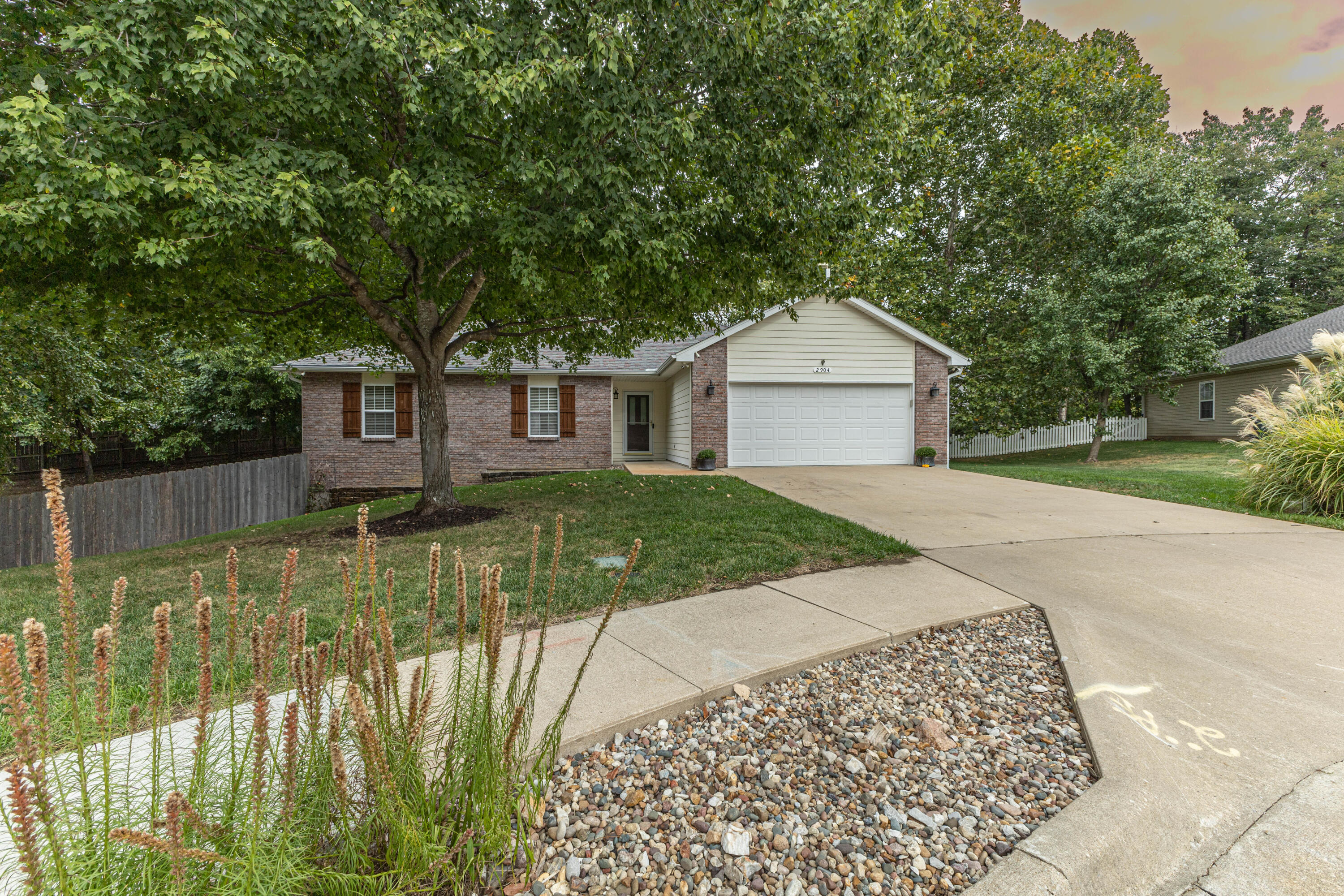 2904 Creekside Ct — photo