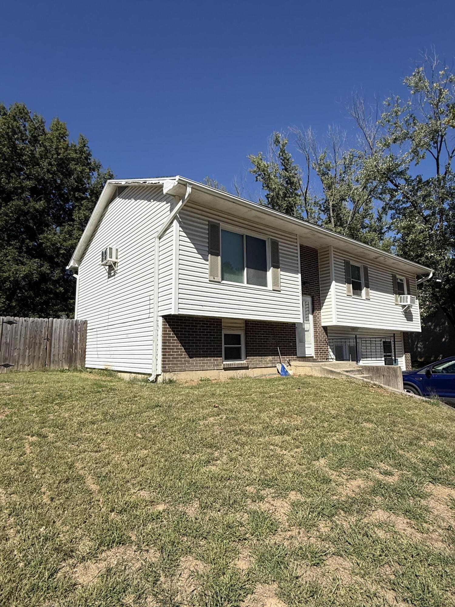 1705 W Boris Dr — photo