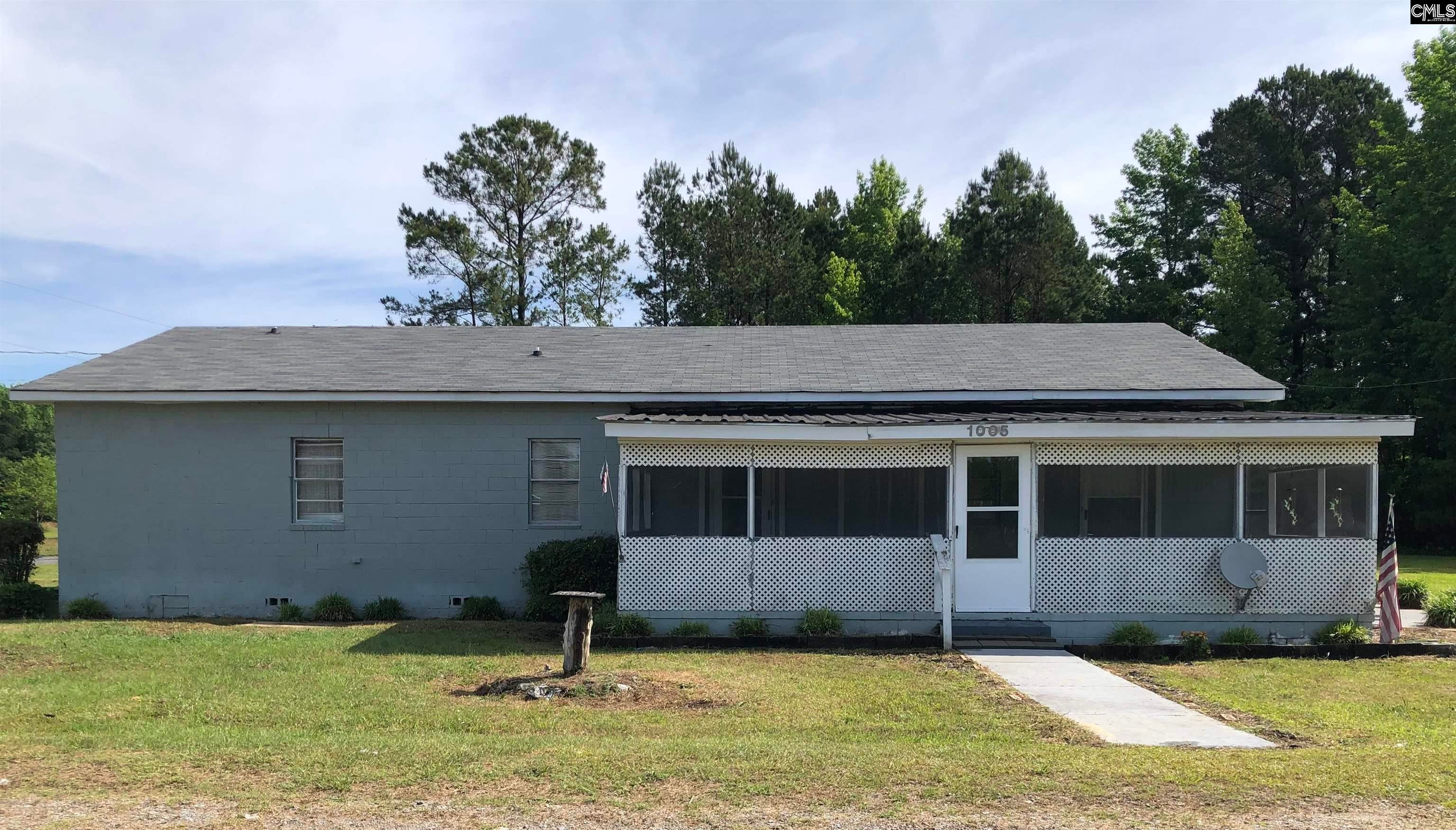 1005 Lesane Pressley — photo