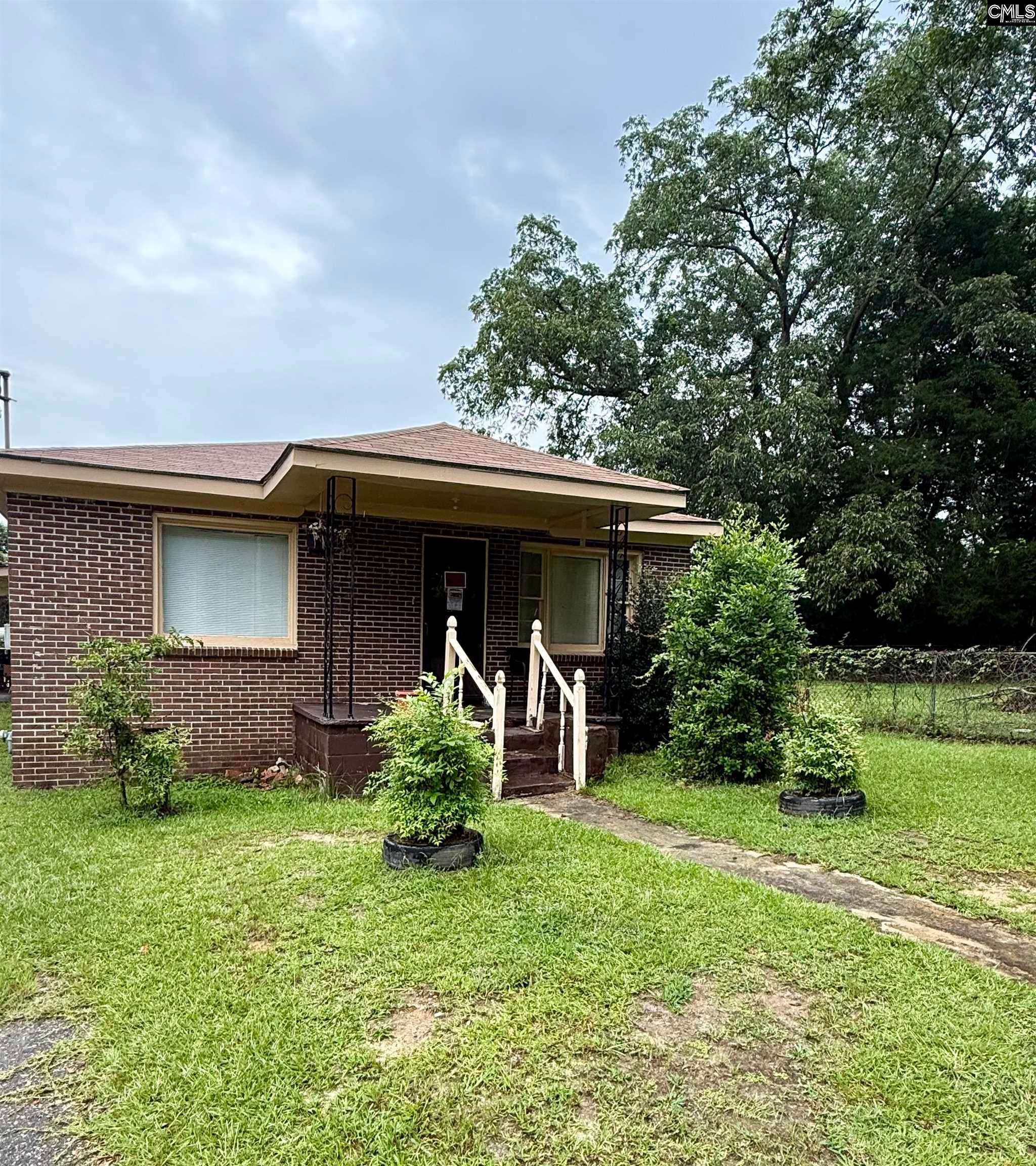 1446 Ridgewood Drive — photo
