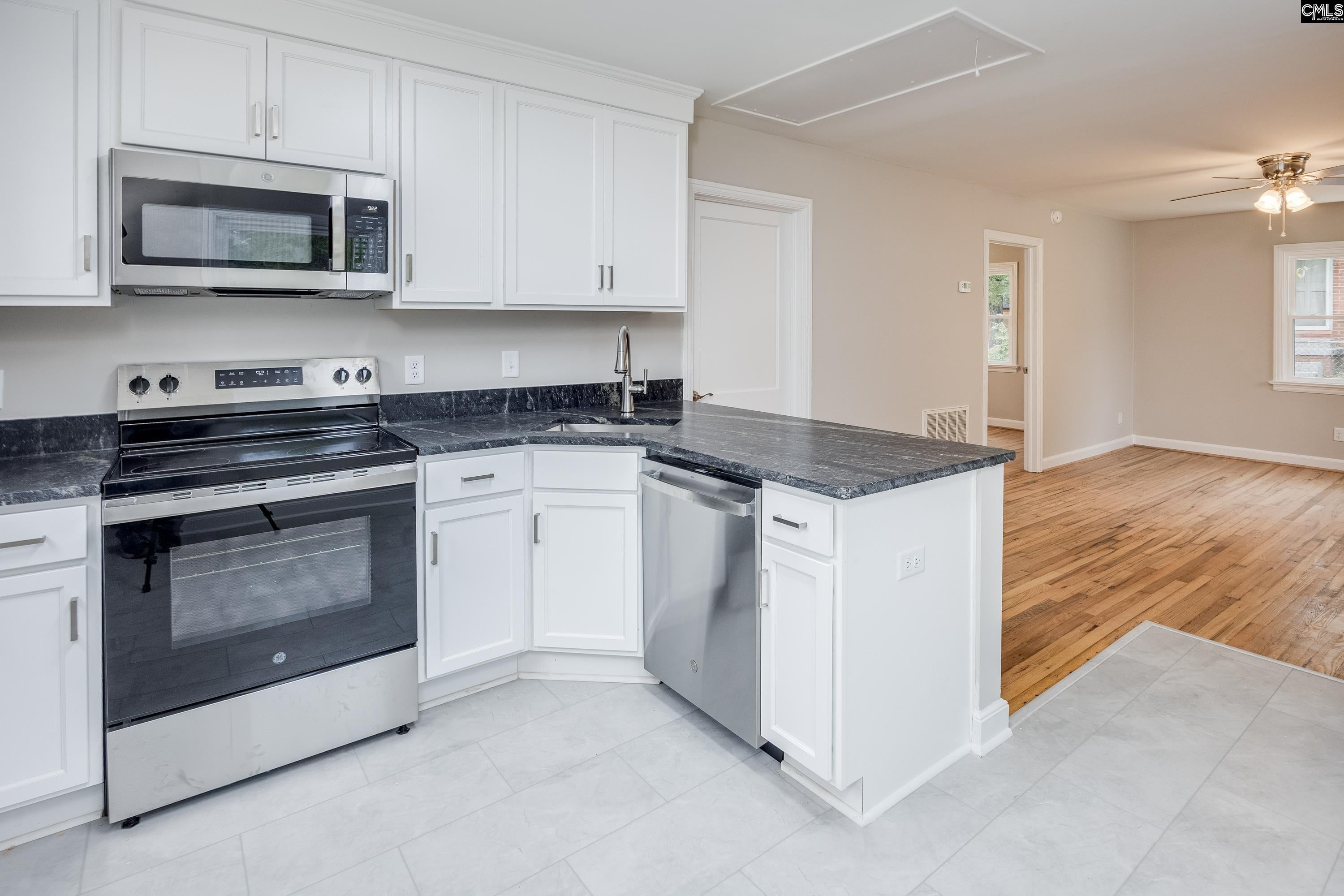 2711 Harrison Road — photo