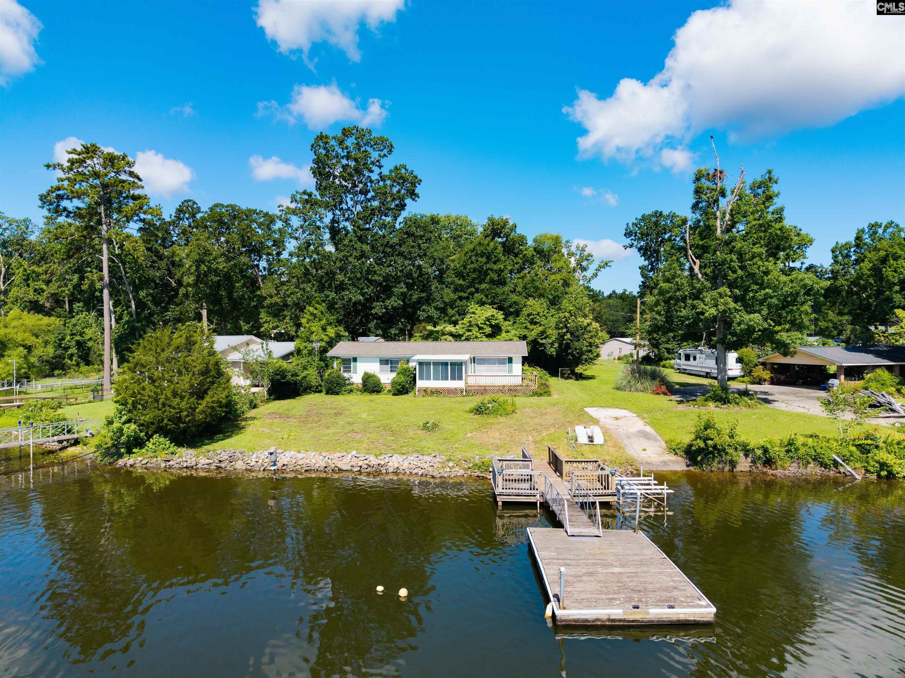 517 Hickory Circle — photo