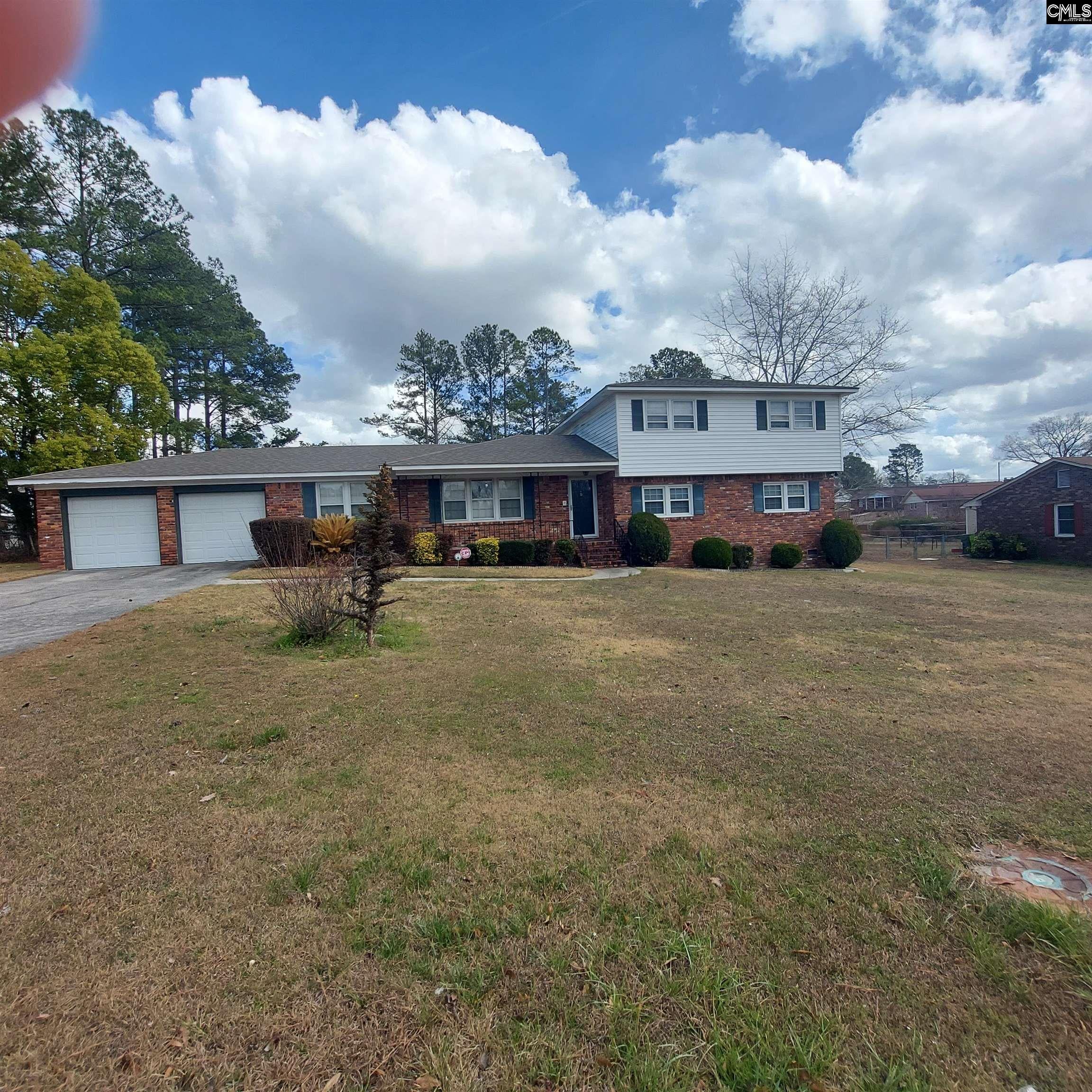 9850 Windsor Lake Boulevard — photo
