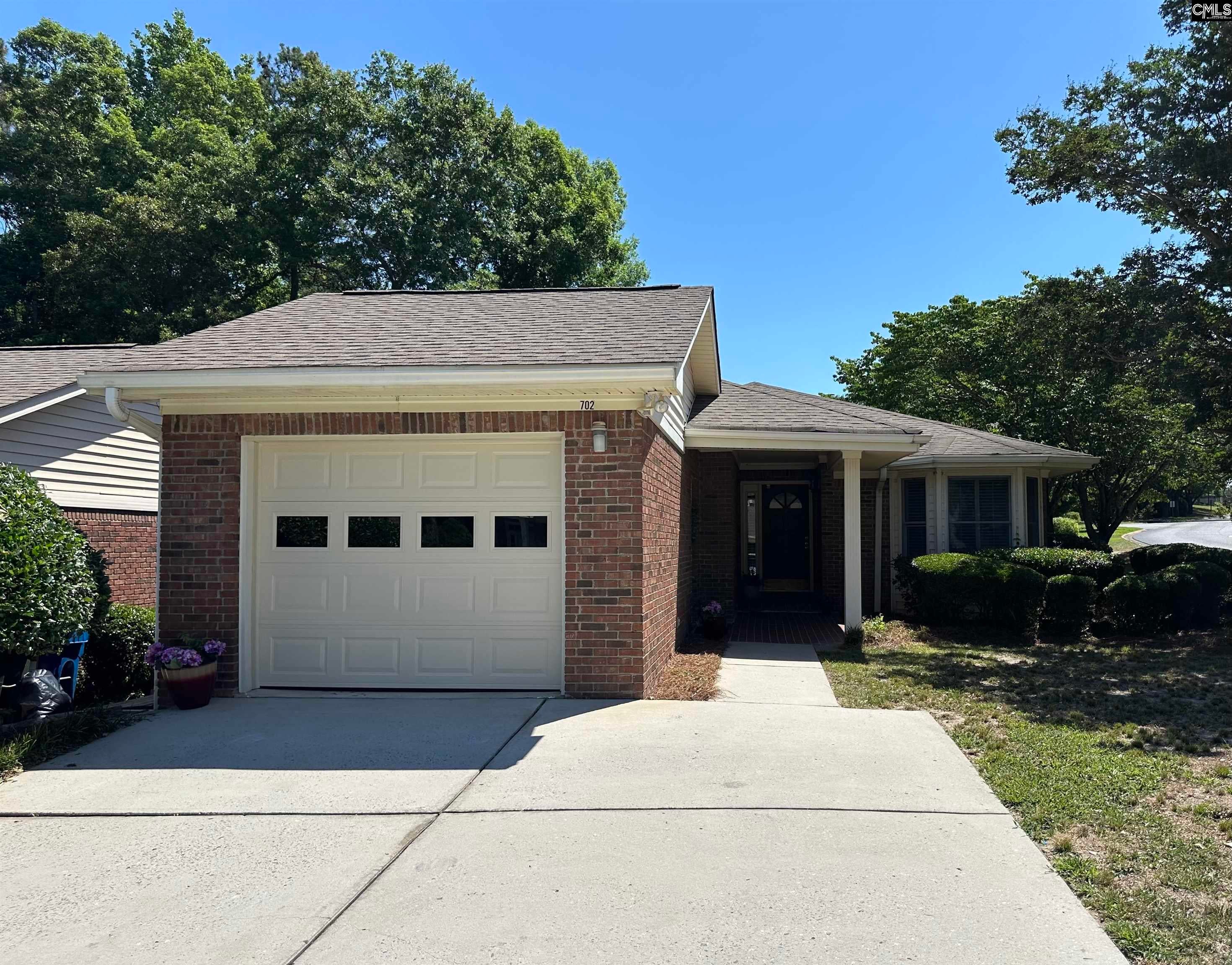 702 Teakwood Court — photo