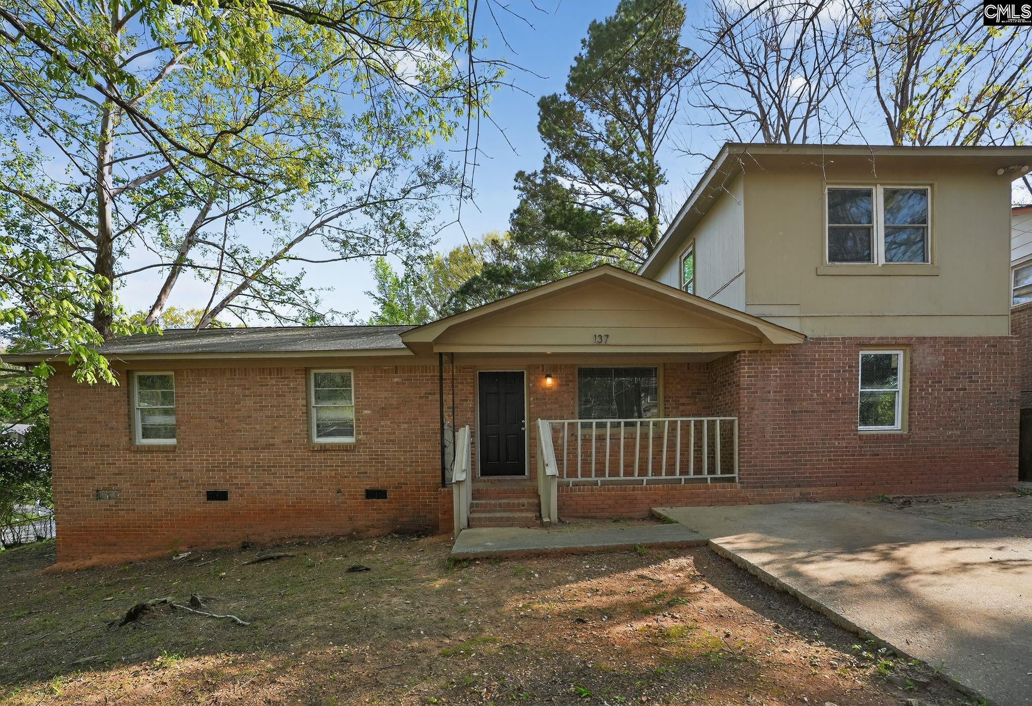137 Green Tree Drive — photo