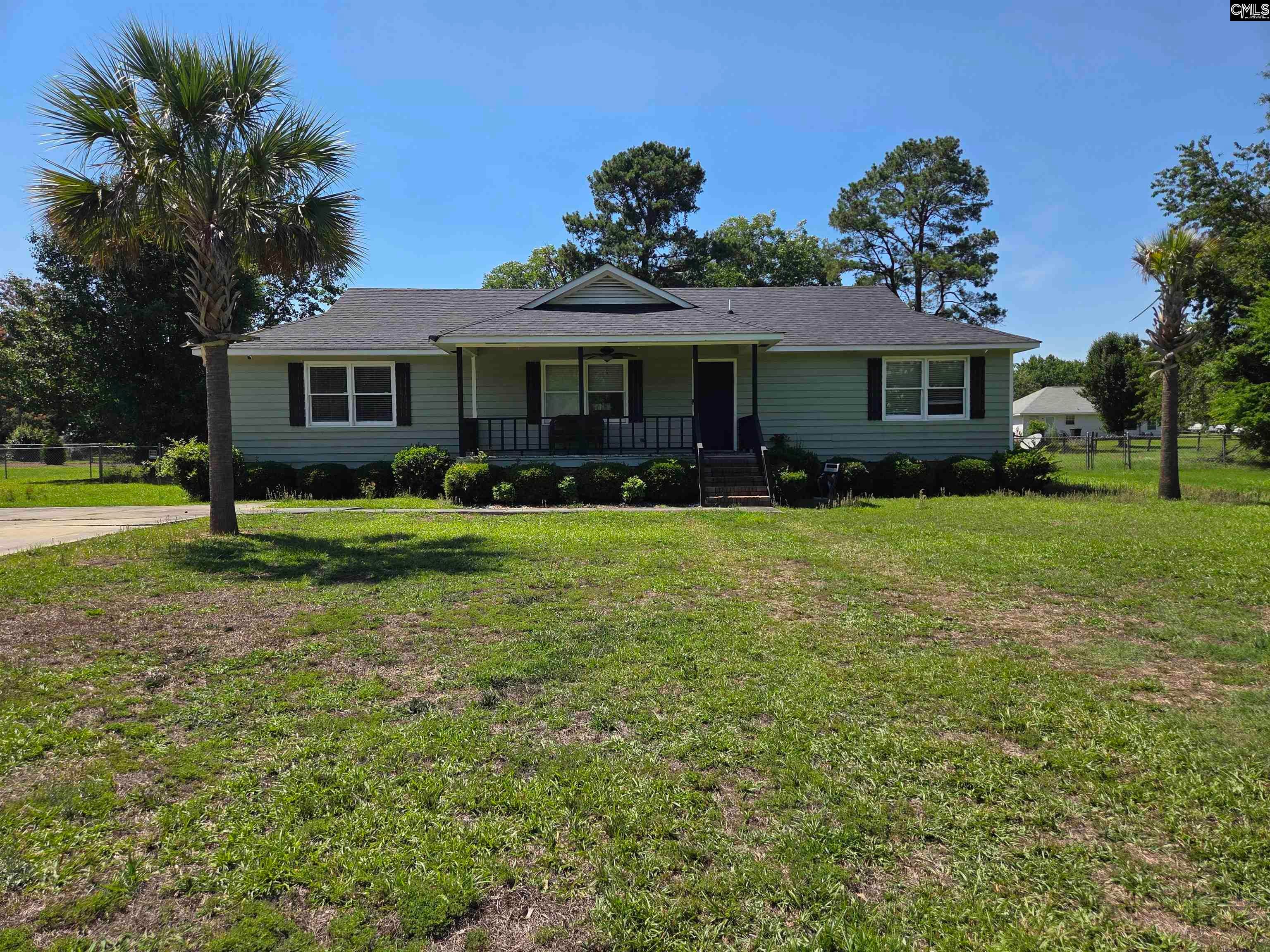 592 Medway Drive — photo