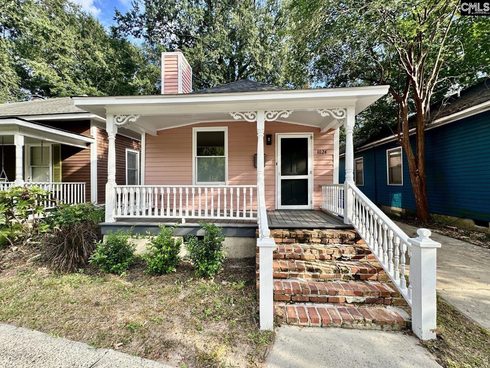 1024 Price Avenue — photo
