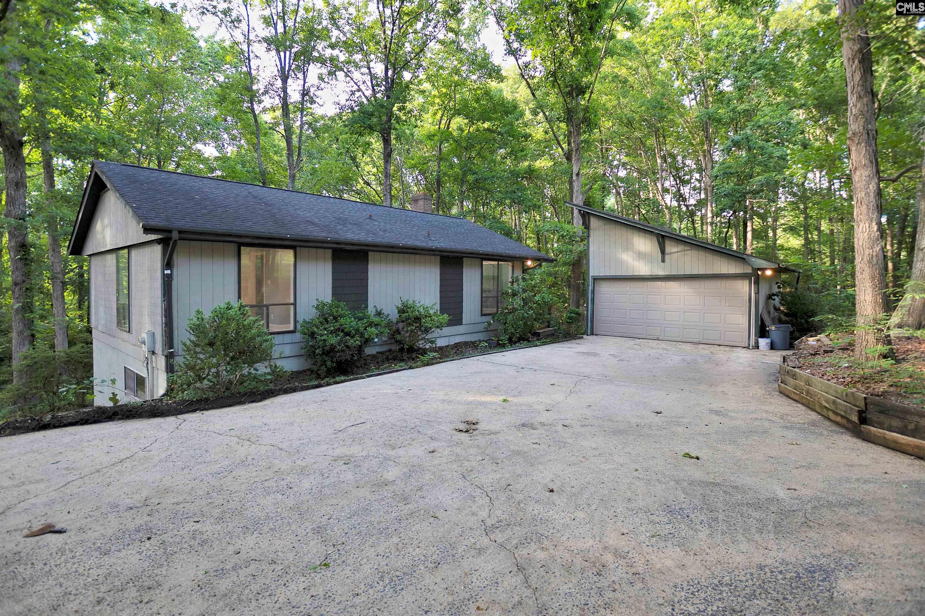 553 Douglas Drive — photo