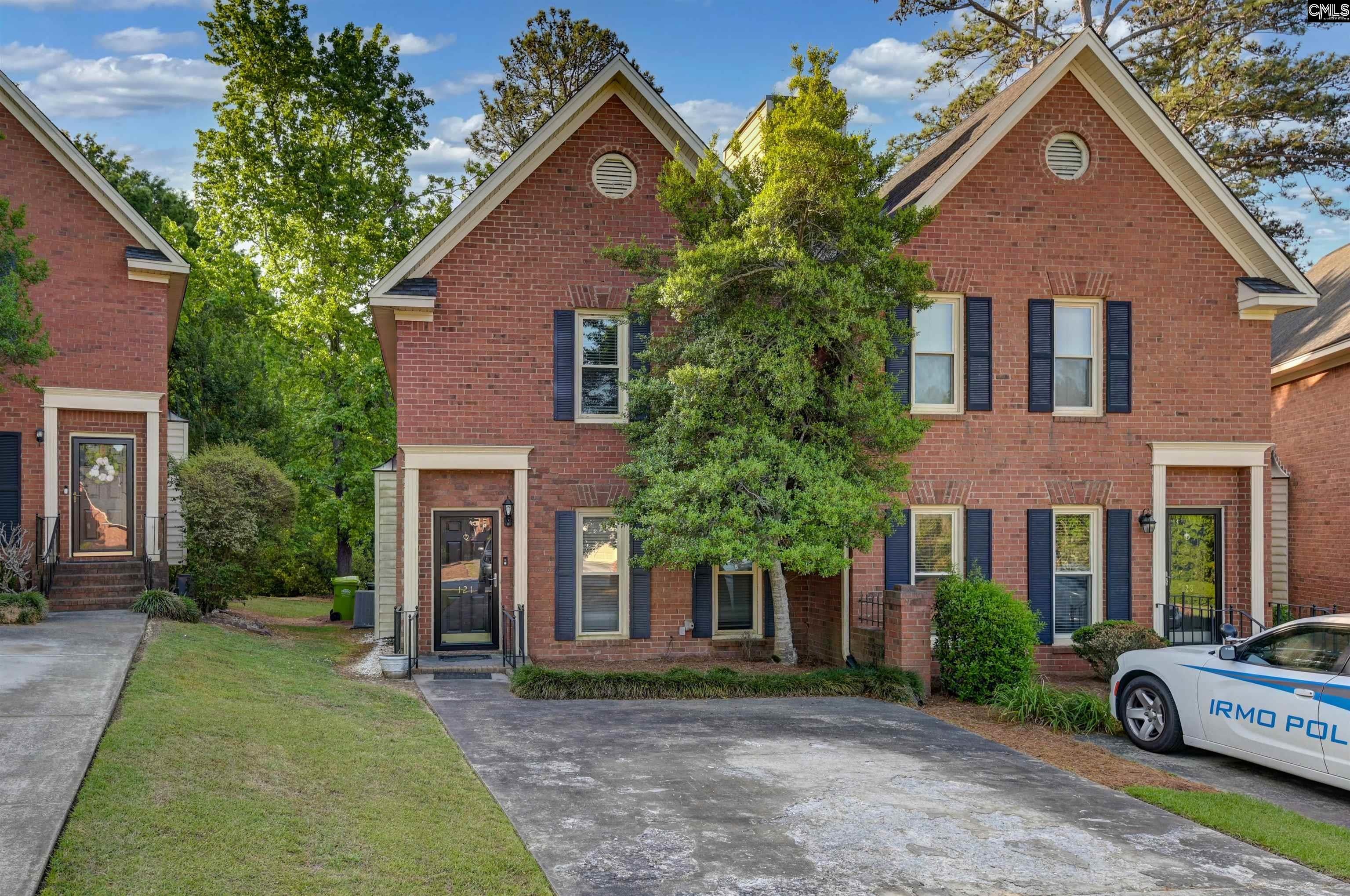 121 Wandering Brook Road — photo