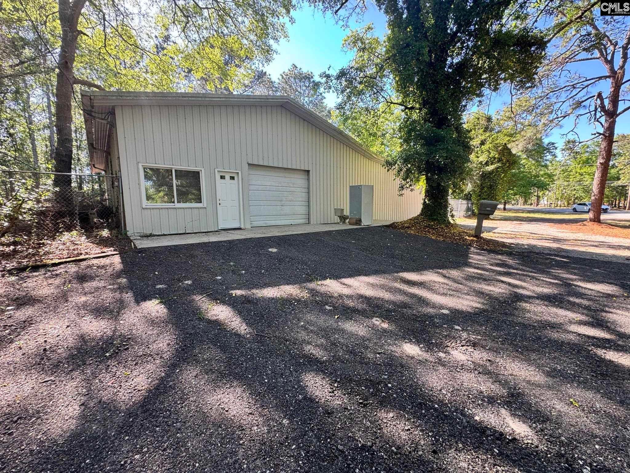 720 Ermine Road — photo