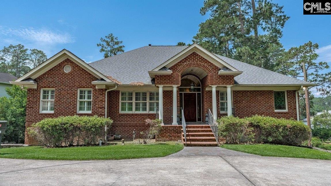 5921 Lakeshore Drive — photo