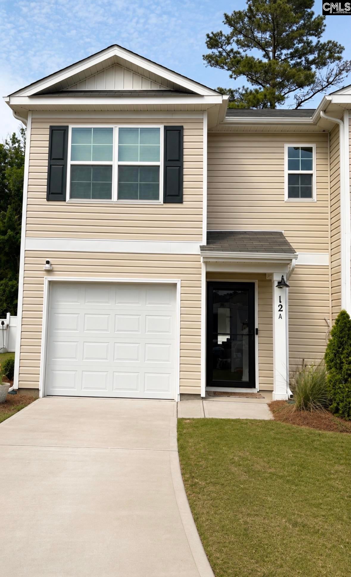 12 Almeda Court a — photo