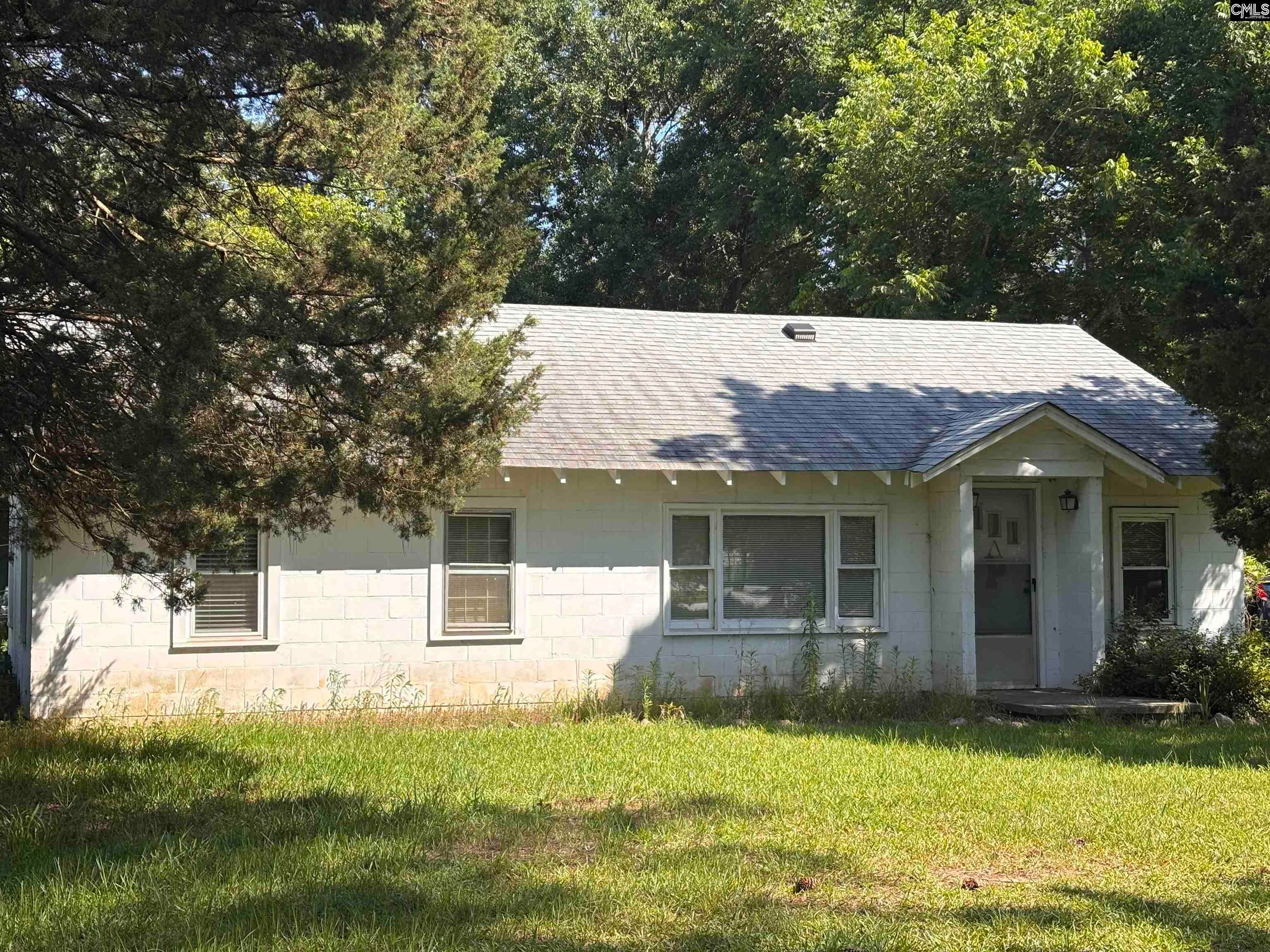 1806 Beechcreek Road — photo